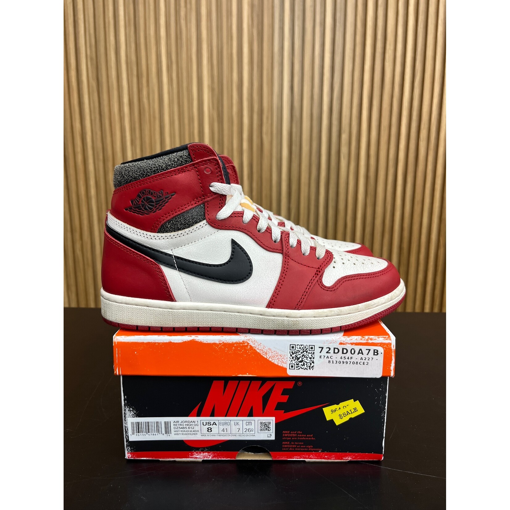 Jordan Jordan 1 Retro High OG Chicago Lost and Found Size 8, PREOWNED
