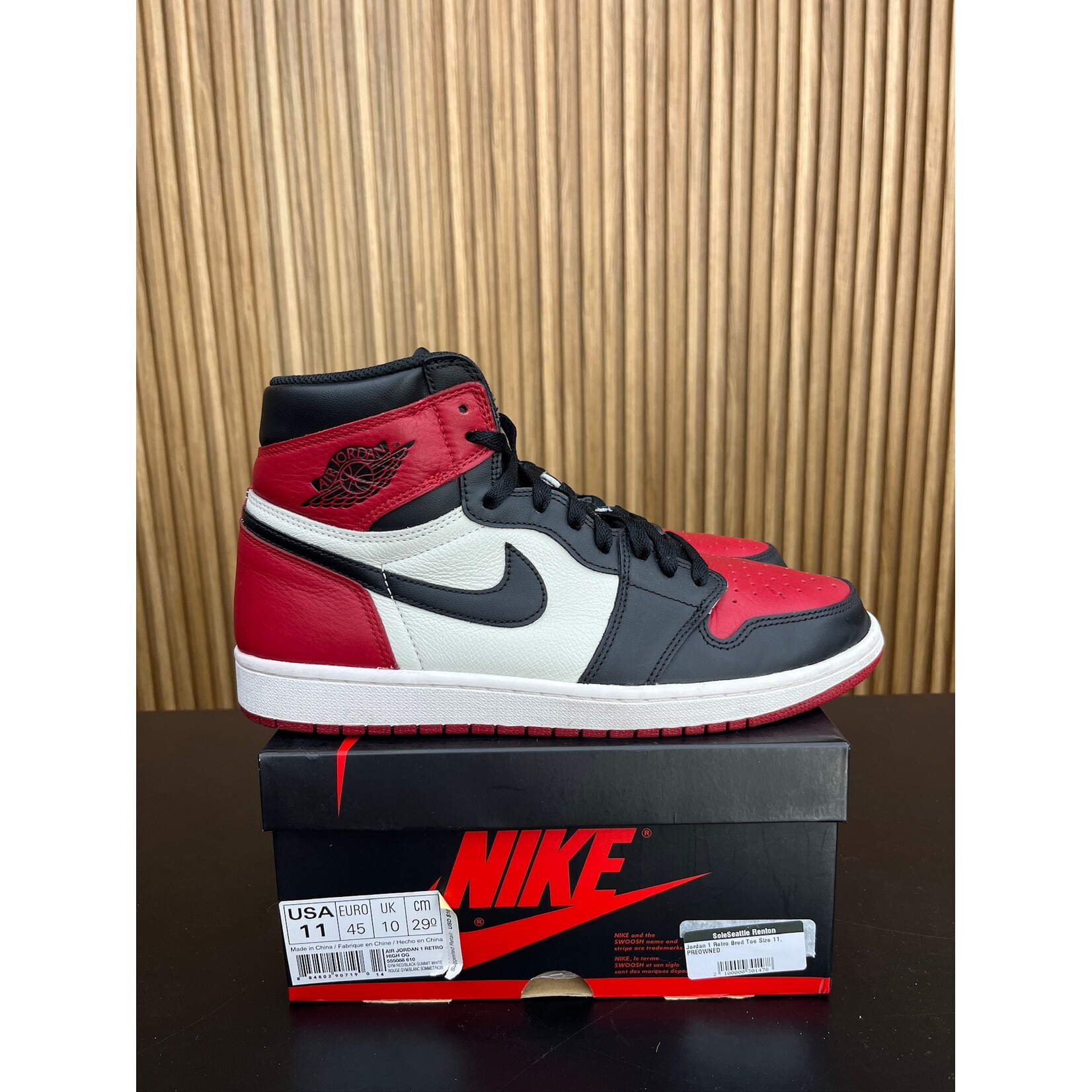 Jordan Jordan 1 Retro Bred Toe Size 11, PREOWNED