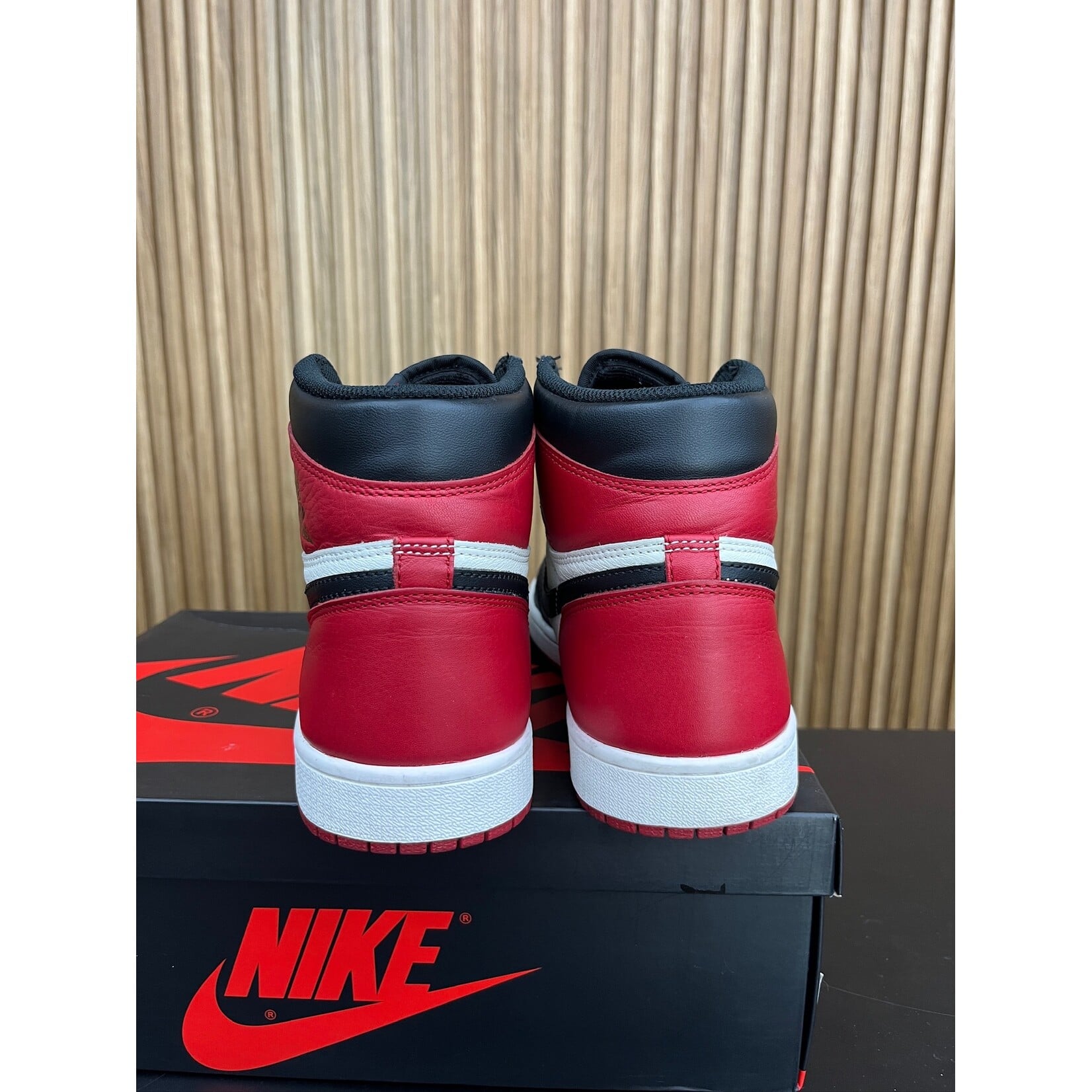 Jordan Jordan 1 Retro Bred Toe Size 11, PREOWNED
