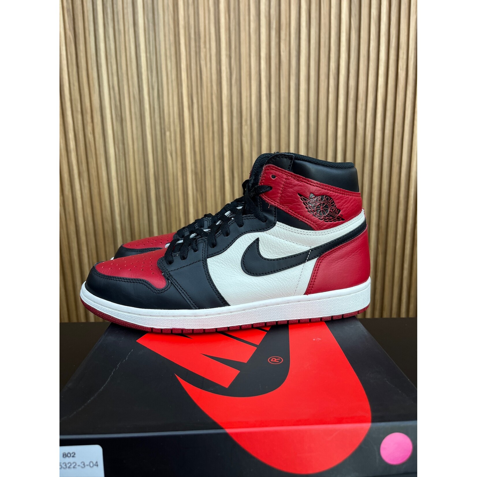 Jordan Jordan 1 Retro Bred Toe Size 11, PREOWNED