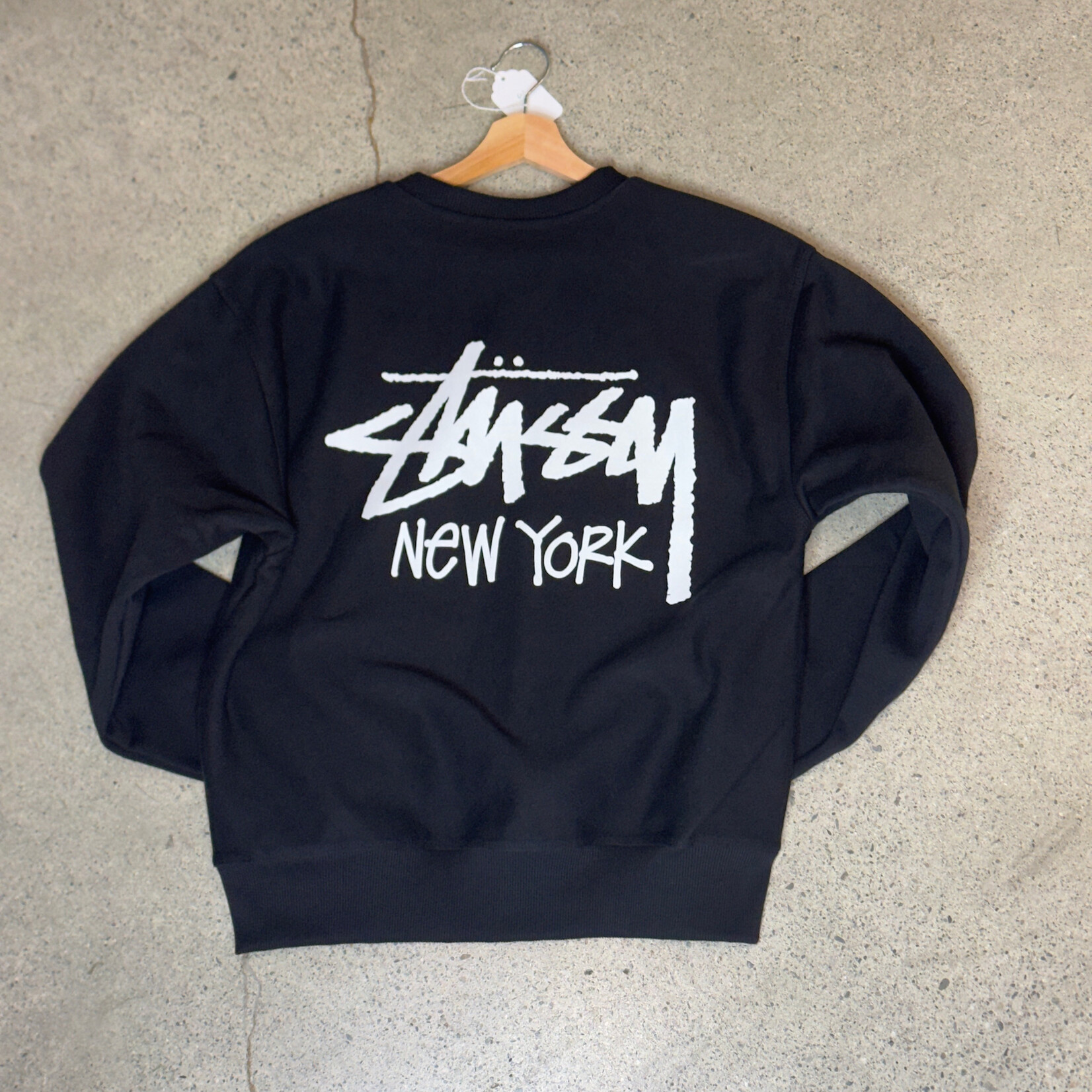 Stussy Stussy Chapter Crewneck New York Black Size Medium, DS BRAND NEW