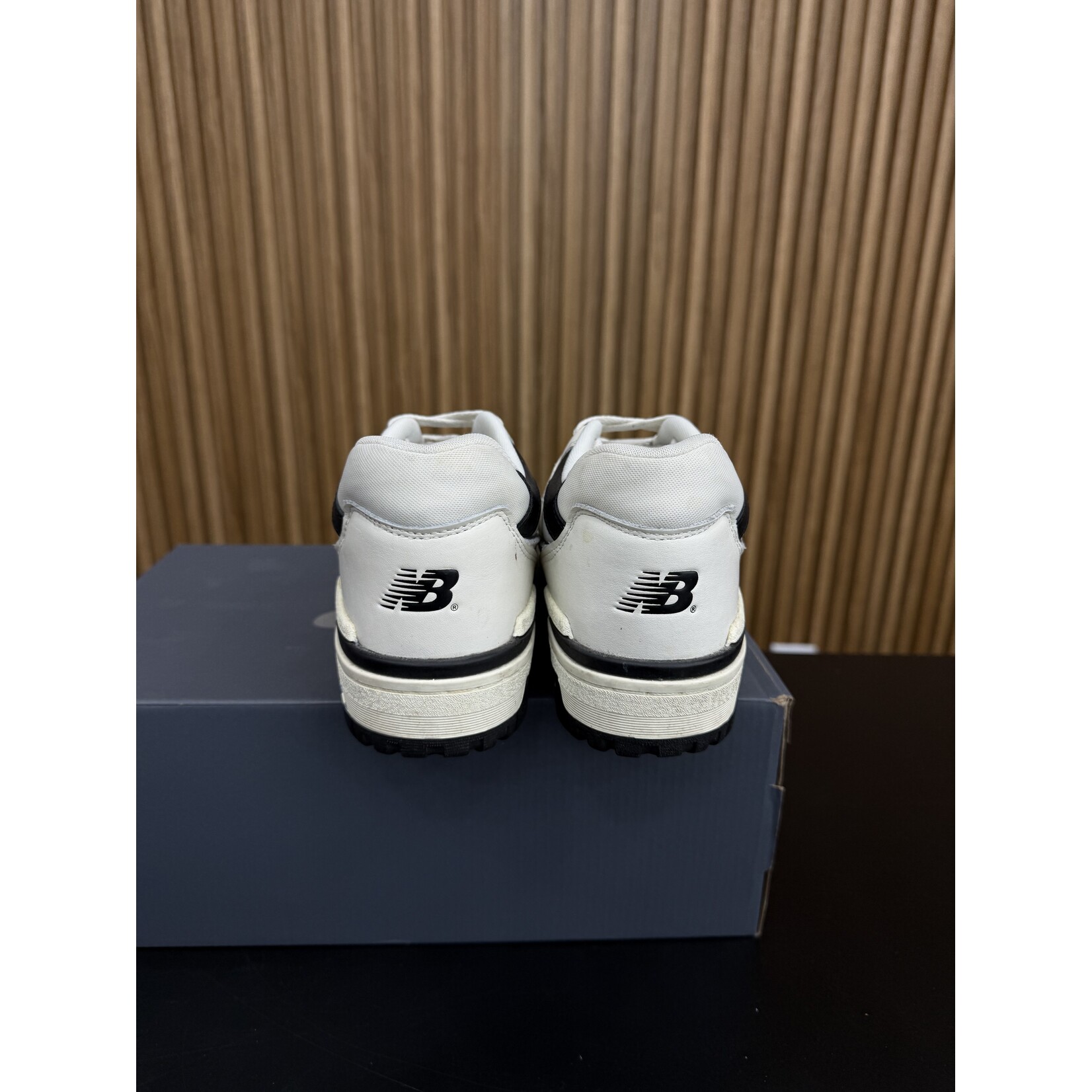 New New Balance 550 Cream Black Size 9, PREOWNED