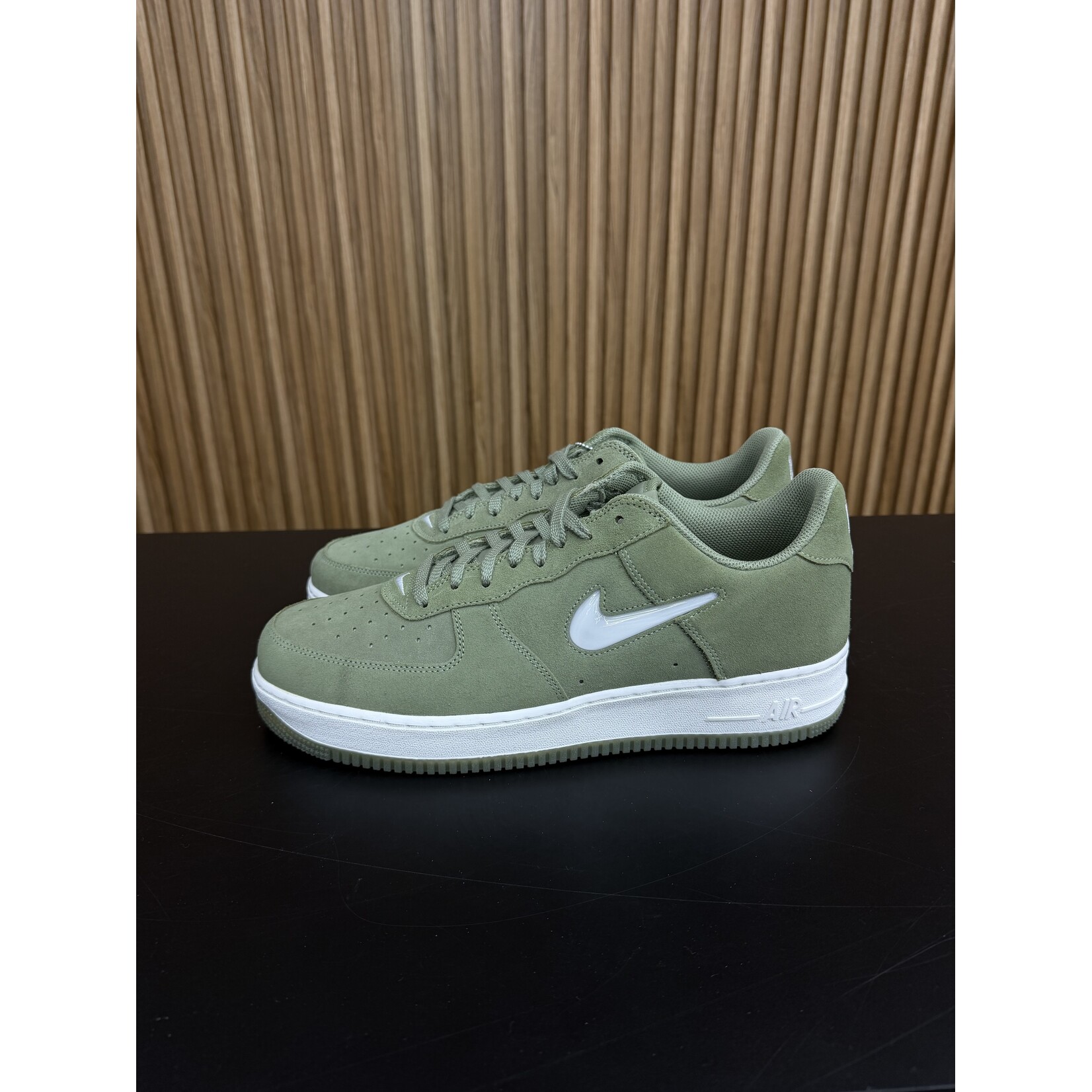 Nike Nike Air Force 1 '07 Low Color of the Month Jewel Oil Green Size 12, PREOWNED