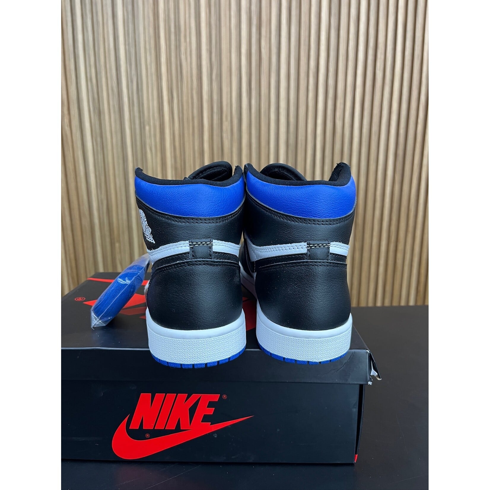Jordan Jordan 1 Retro High Royal Toe Size 9, PREOWNED