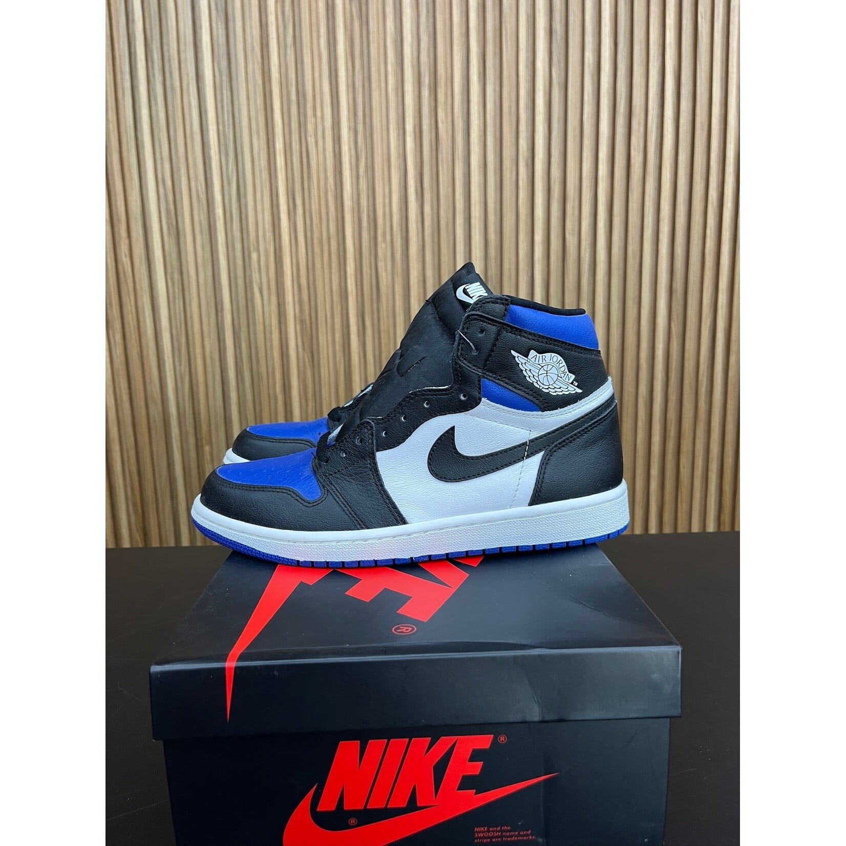 Jordan Jordan 1 Retro High Royal Toe Size 9, PREOWNED