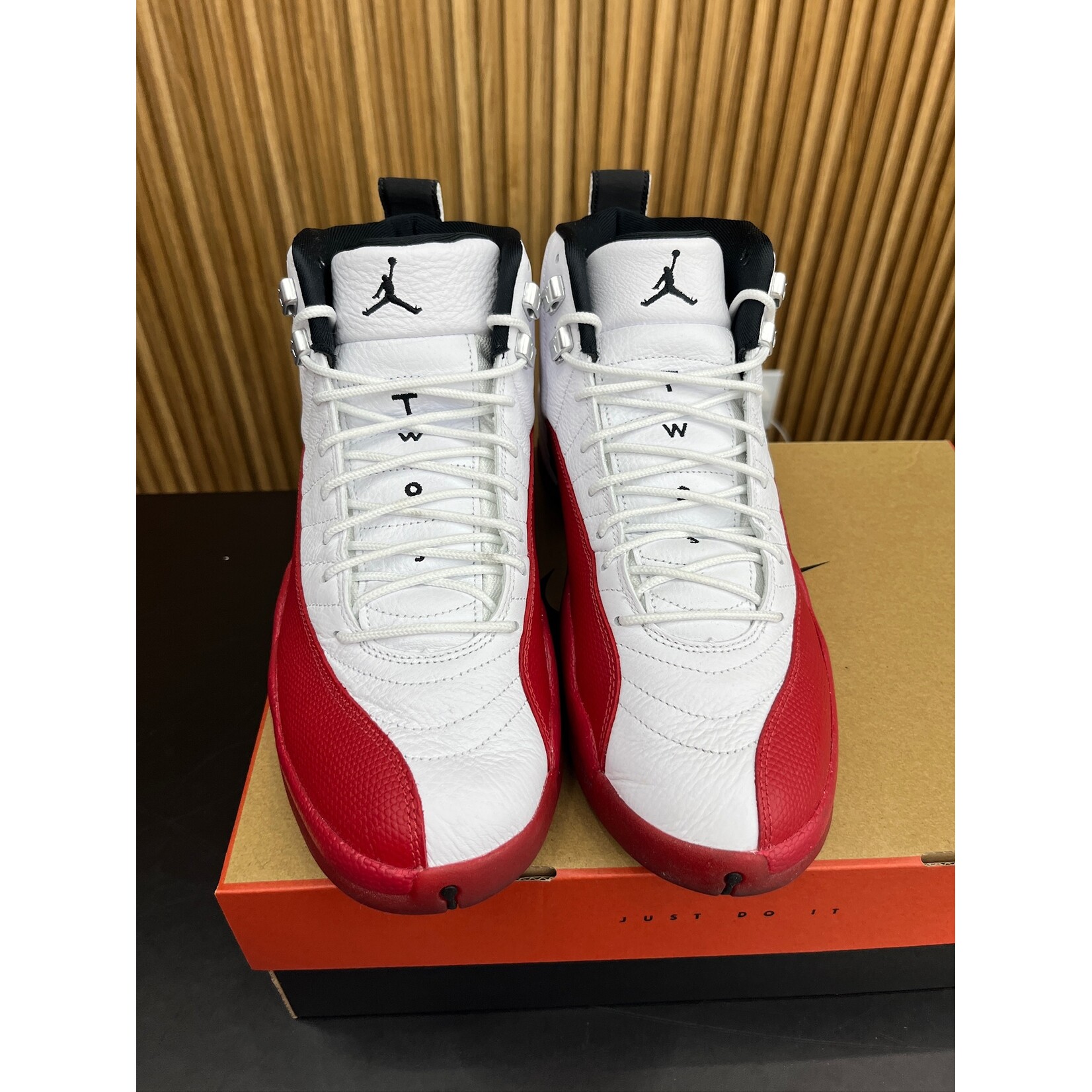 Jordan Jordan 12 Retro Cherry (2023) Size 12, PREOWNED