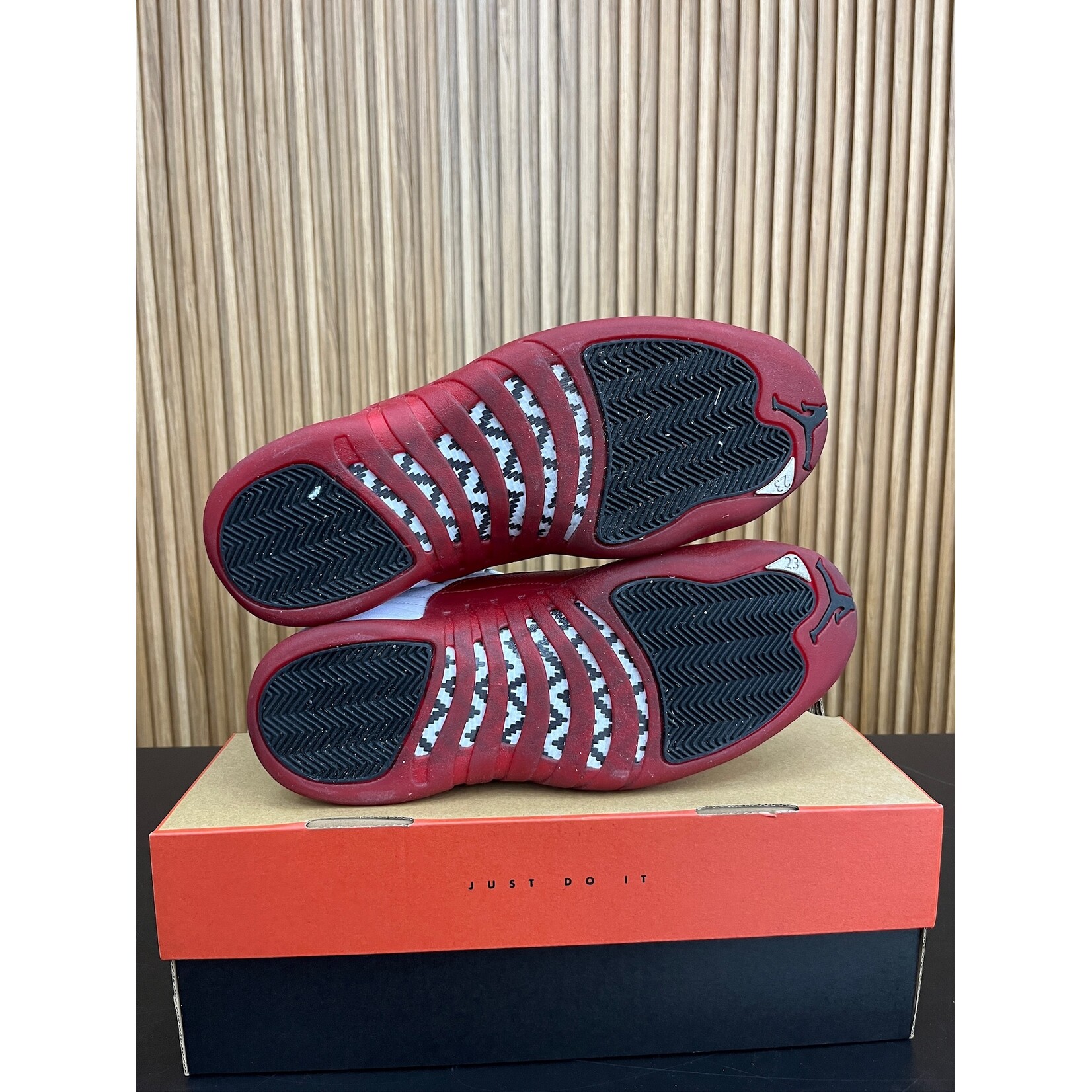Jordan Jordan 12 Retro Cherry (2023) Size 12, PREOWNED