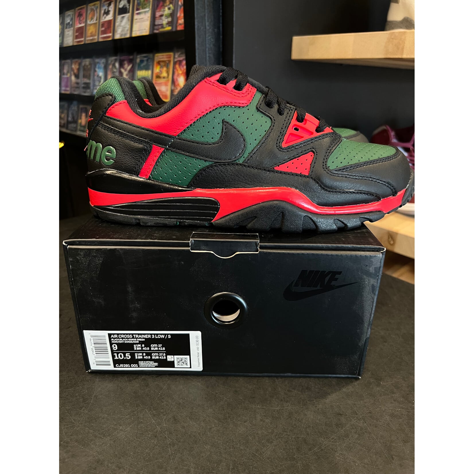 Nike Nike Cross Trainer Low Supreme Black Green Red Size 9, PREOWNED