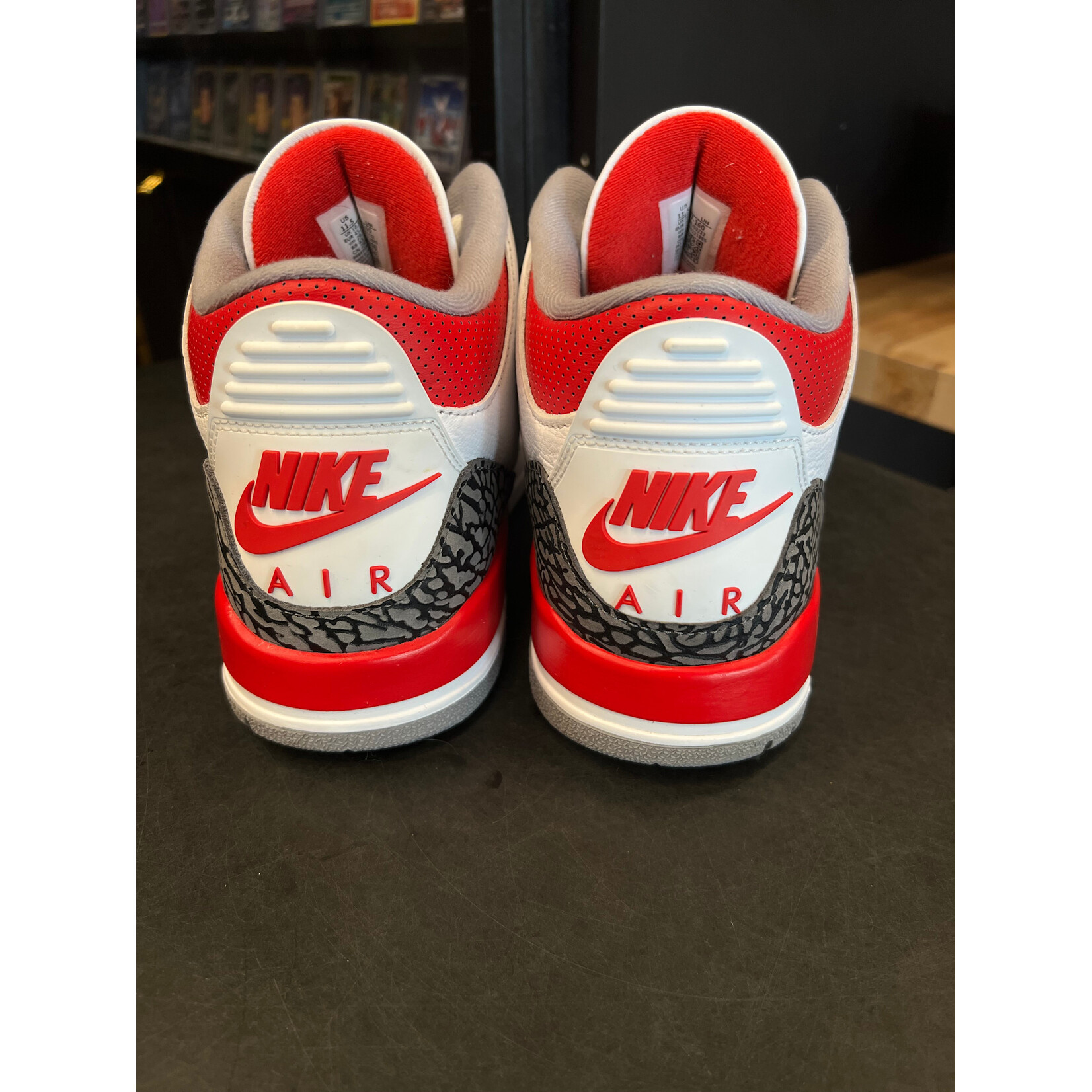 Jordan Jordan 3 Retro Fire Red (2022) Size 11.5, PREOWNED