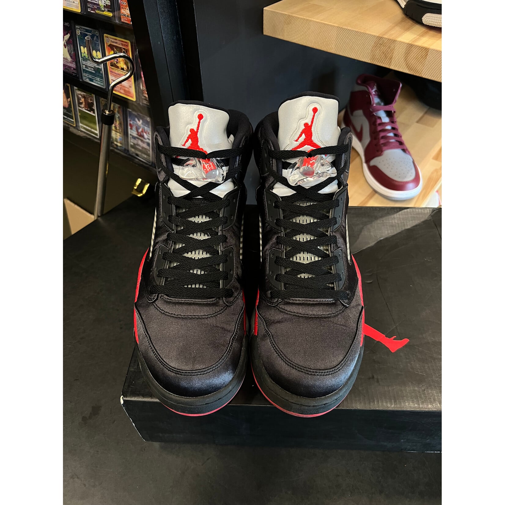Jordan Jordan 5 Retro Satin Bred Size 13, PREOWNED