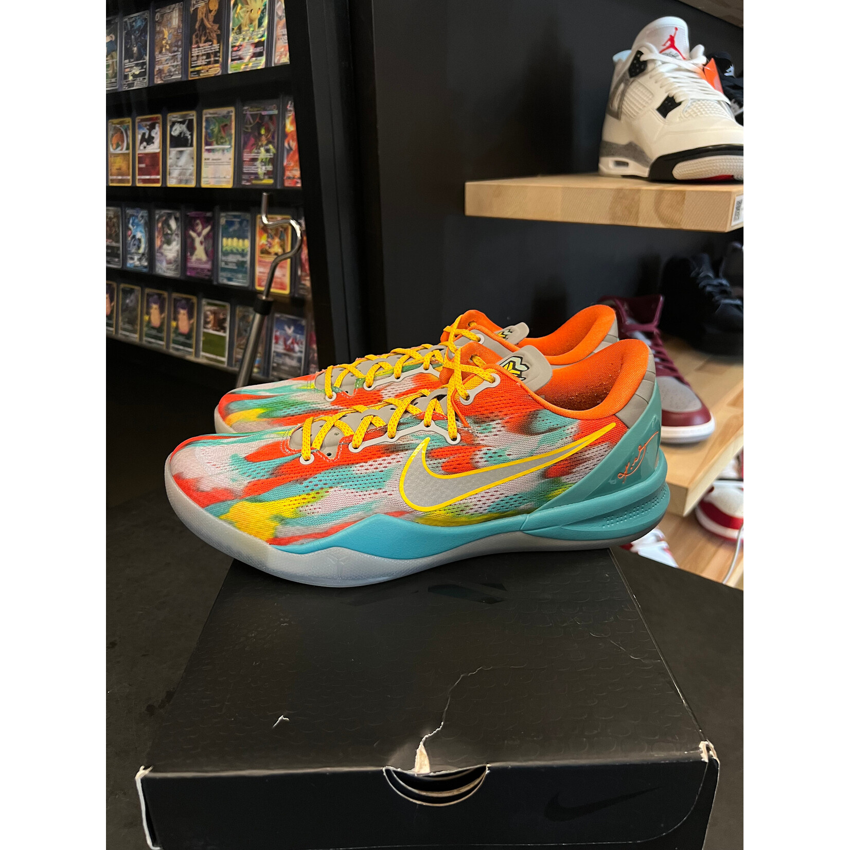 Nike Nike Kobe 8 Protro Venice Beach (2024) Size 12, PREOWNED