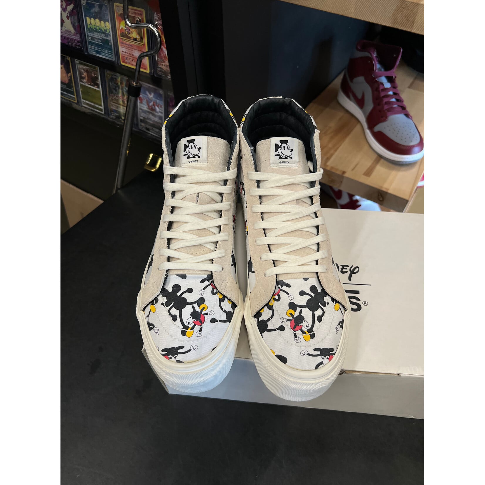 Vans Vans Sk8-Hi LX Mickey 90th Size 10, PREOWNED