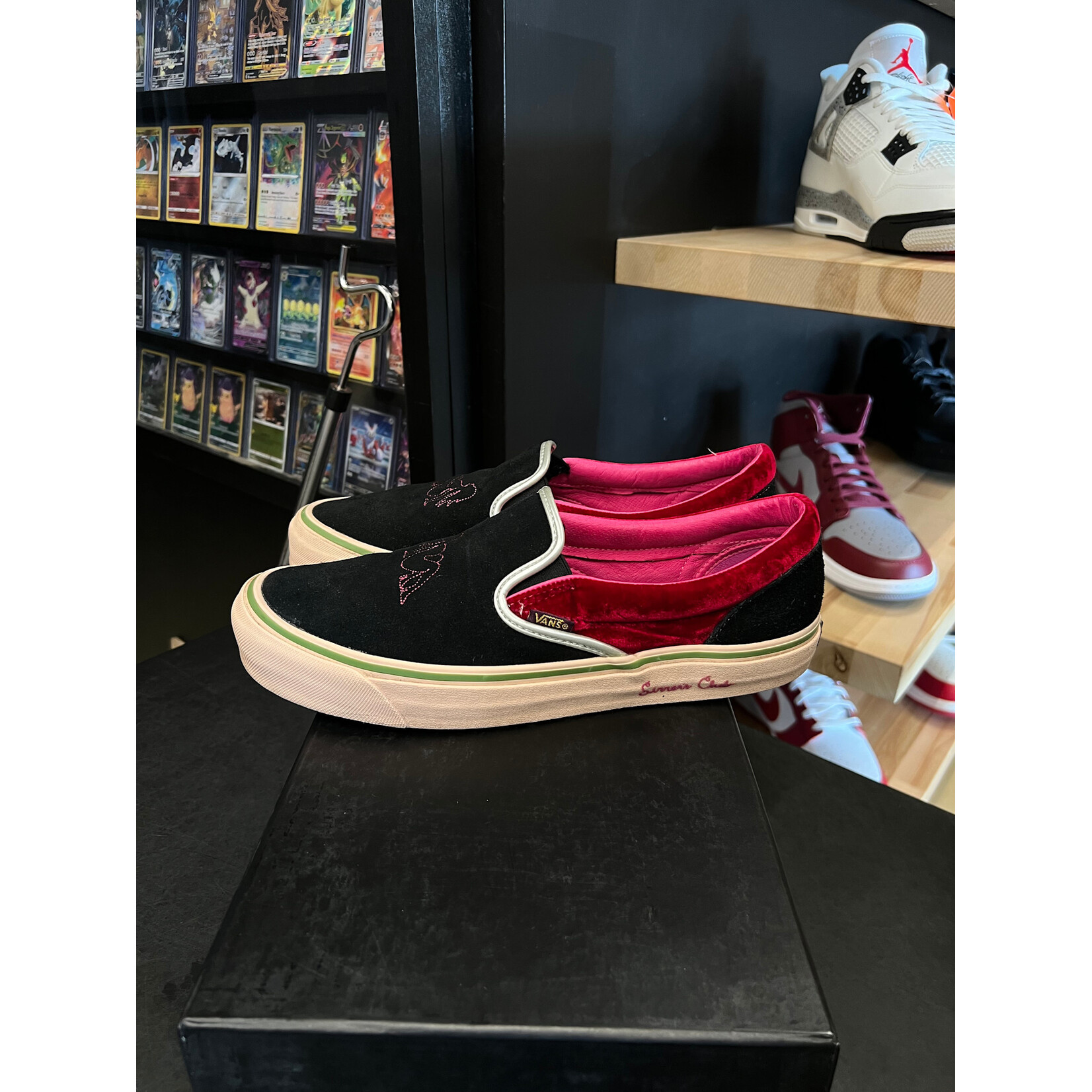 Vans Vans Classic Slip-on Feature Sinners Club  Size 10, PREOWNED