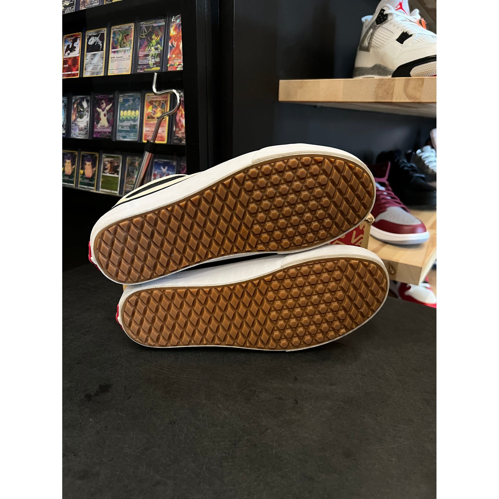 Vans Vans Old Skool MTE DX Size 10, PREOWNED