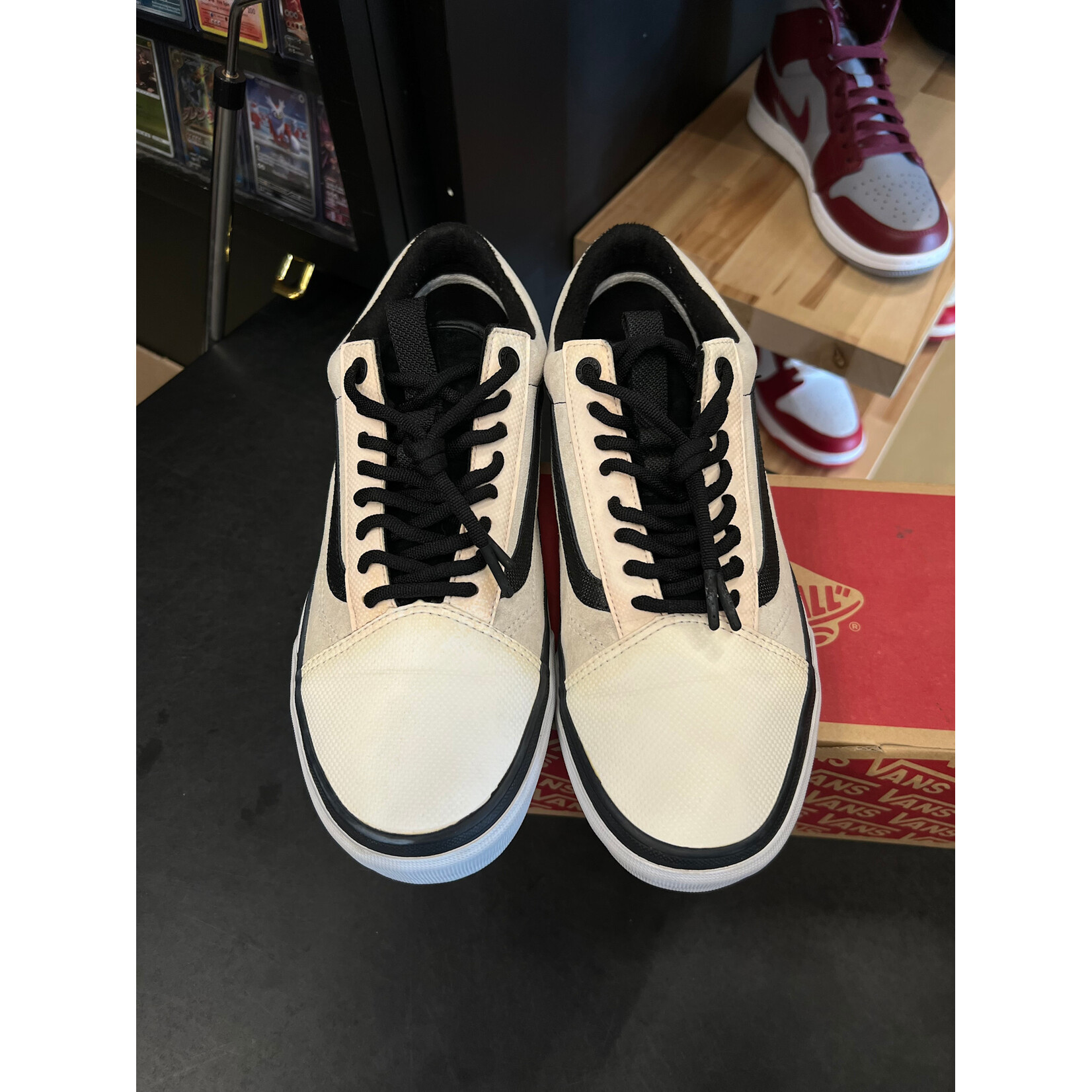 Vans Vans Old Skool MTE DX Size 10, PREOWNED