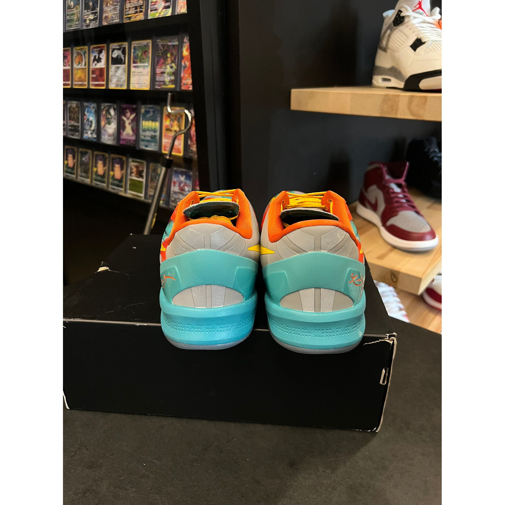Nike Nike Kobe 8 Protro Venice Beach (2024) Size 12, PREOWNED