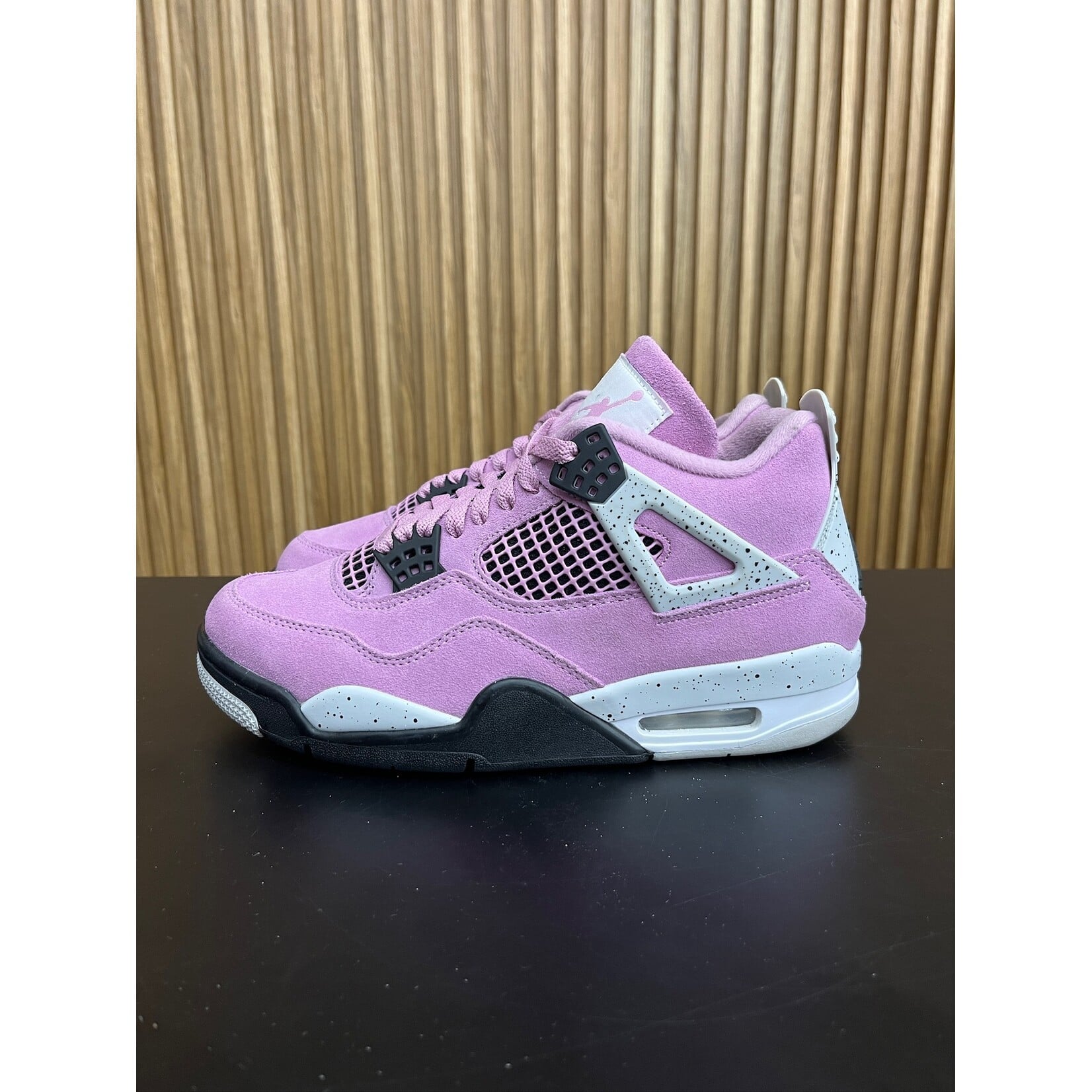 Jordan Jordan 4 Retro Orchid (Women's) Size 9.5W, PREOWNED NO BOX