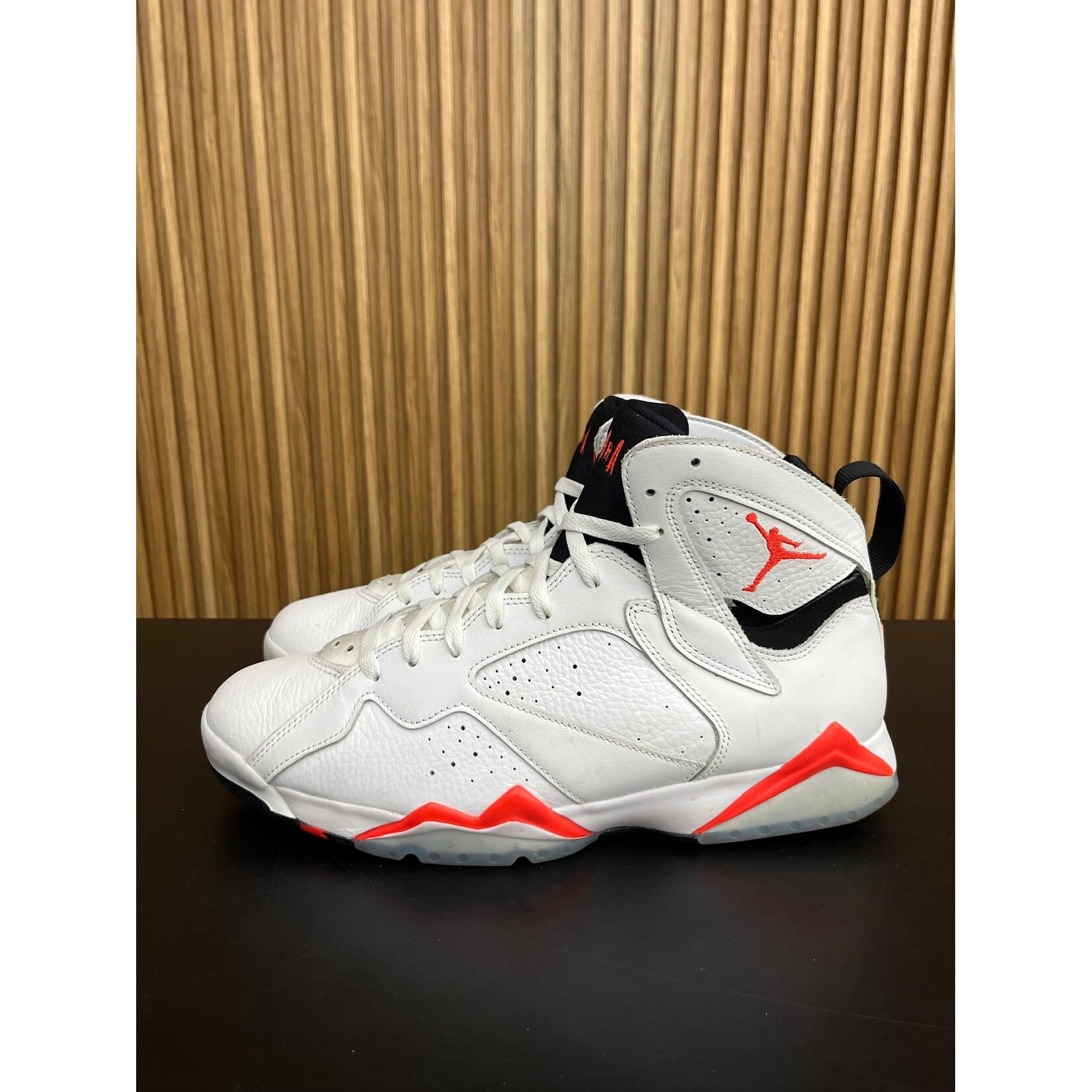 Jordan Jordan 7 Retro White Infrared Size 13, PREOWNED NO BOX