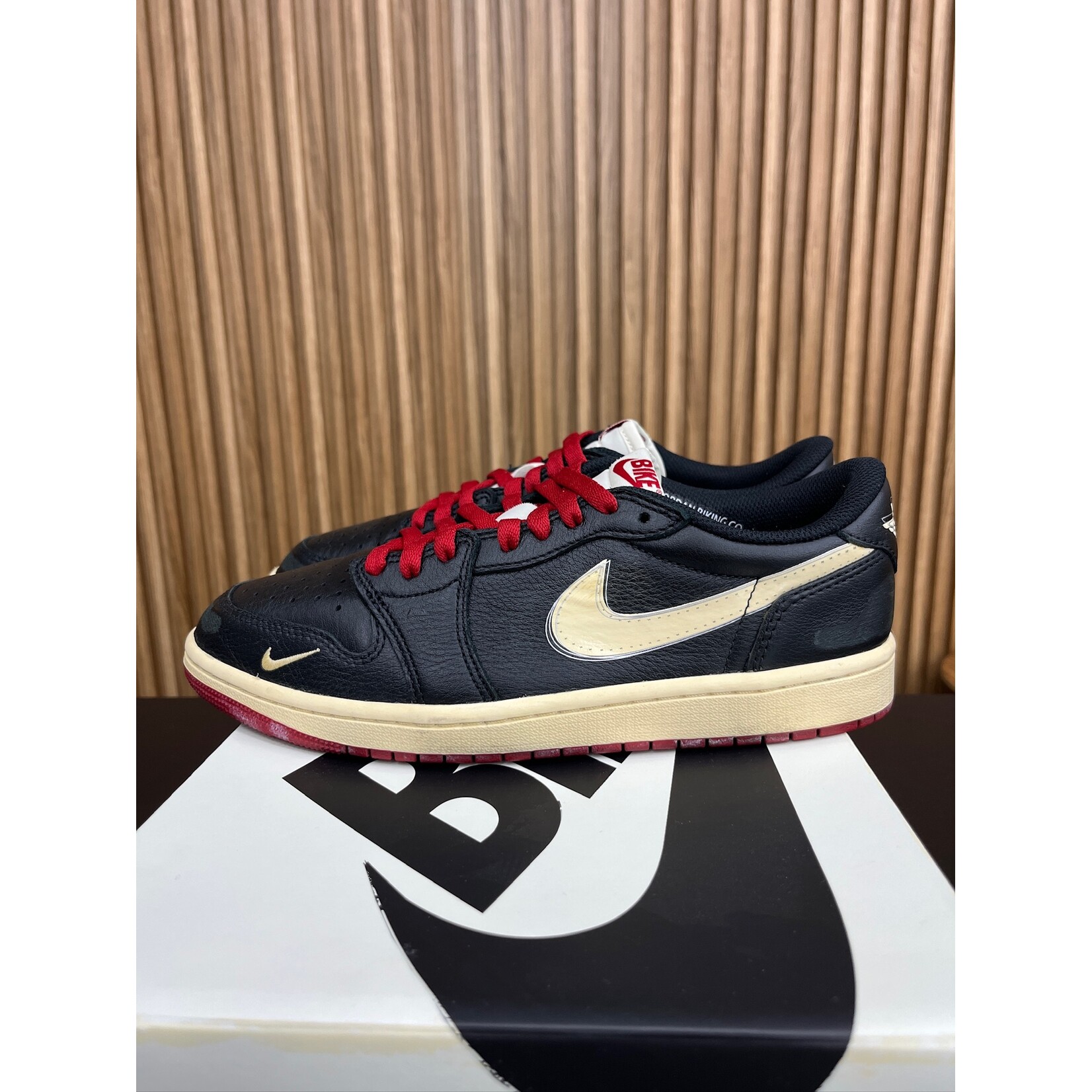 Jordan Jordan 1 Retro Low OG Nigel Sylvester Better With Time Size 8, PREOWNED