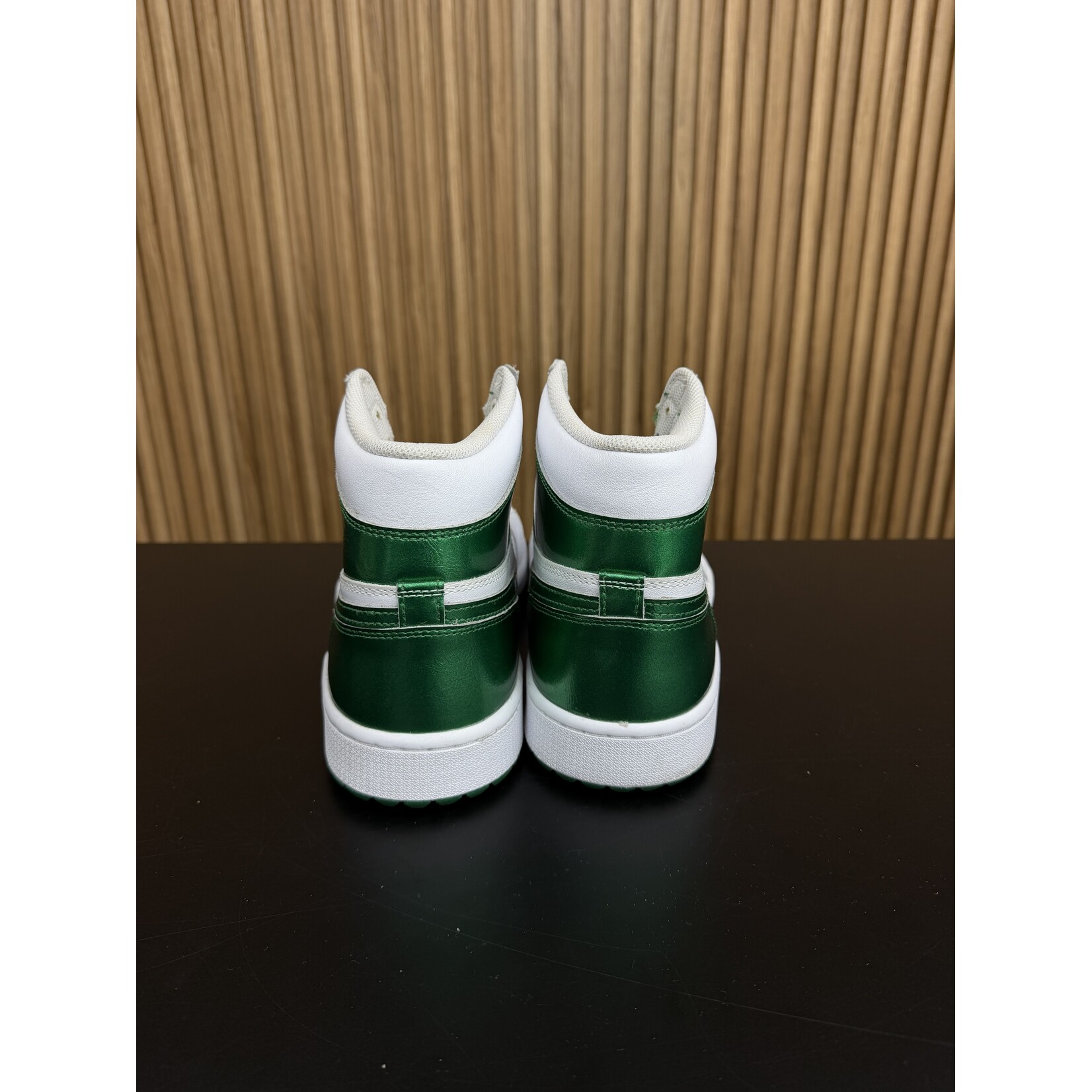 Jordan Jordan 1 Retro High Golf Metallic Green Size 13, PREOWNED NO BOX