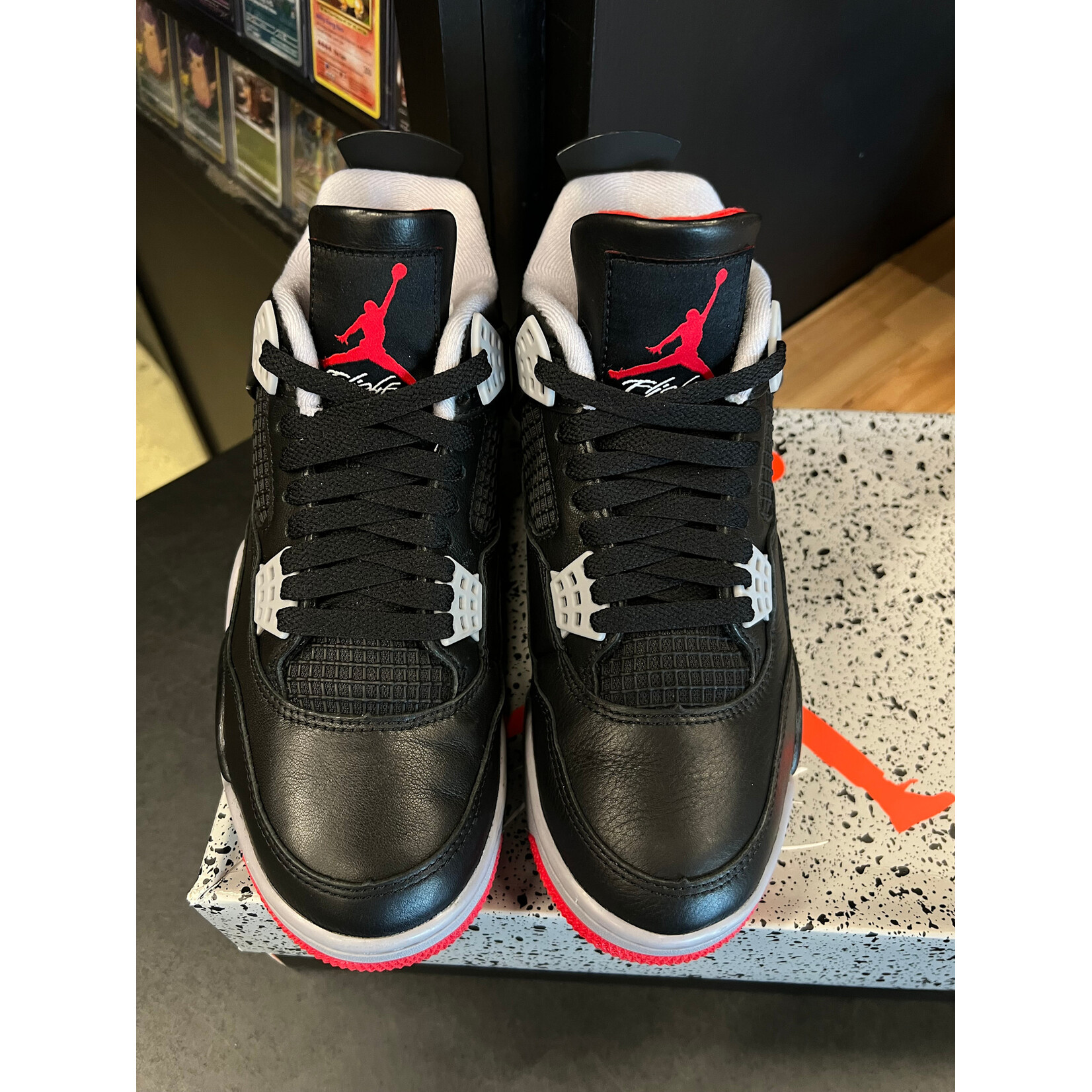 Jordan Jordan 4 Retro Bred Reimagined Size 8, PREOWNED
