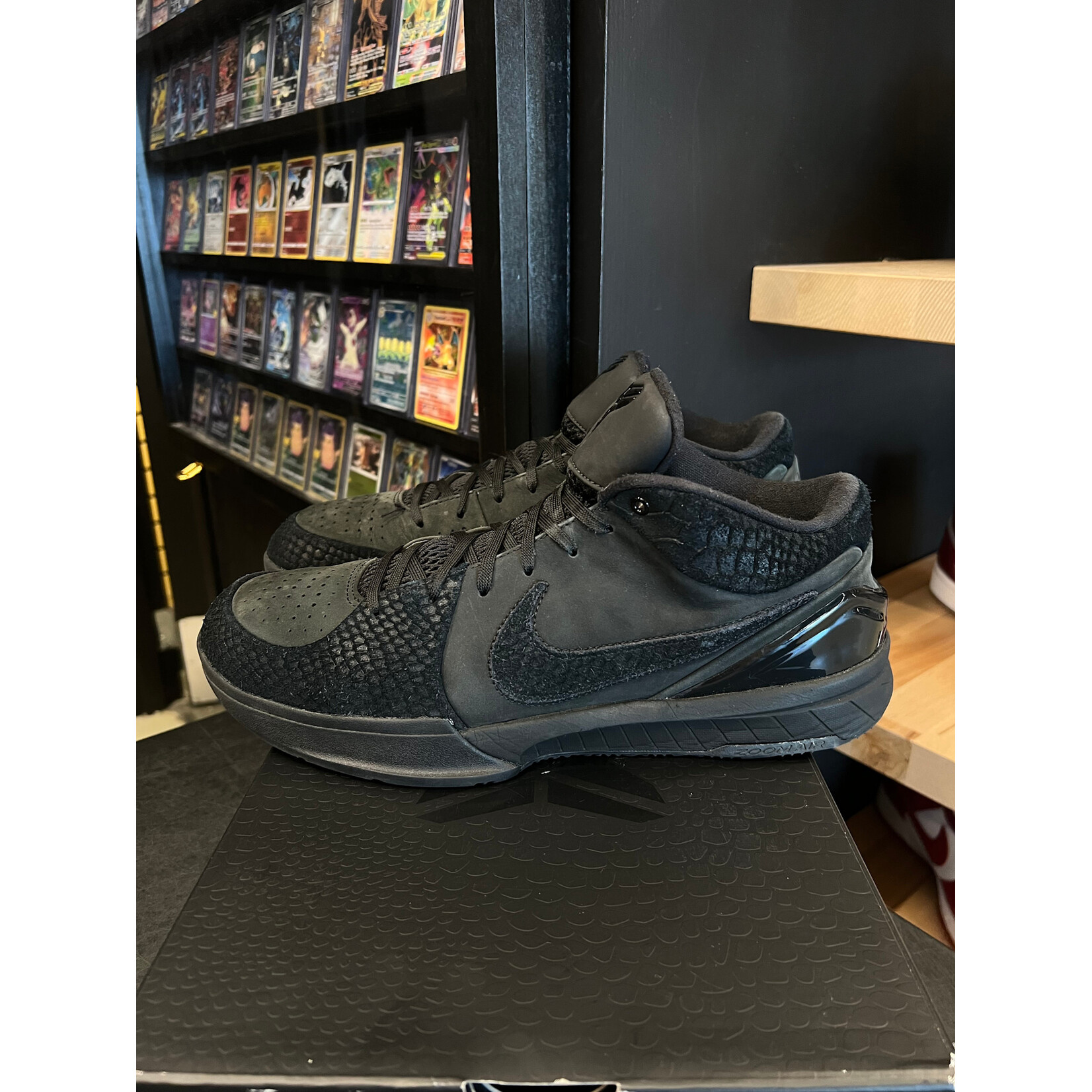 Nike Nike Kobe 4 Protro Gift of Mamba Size 12, PREOWNED