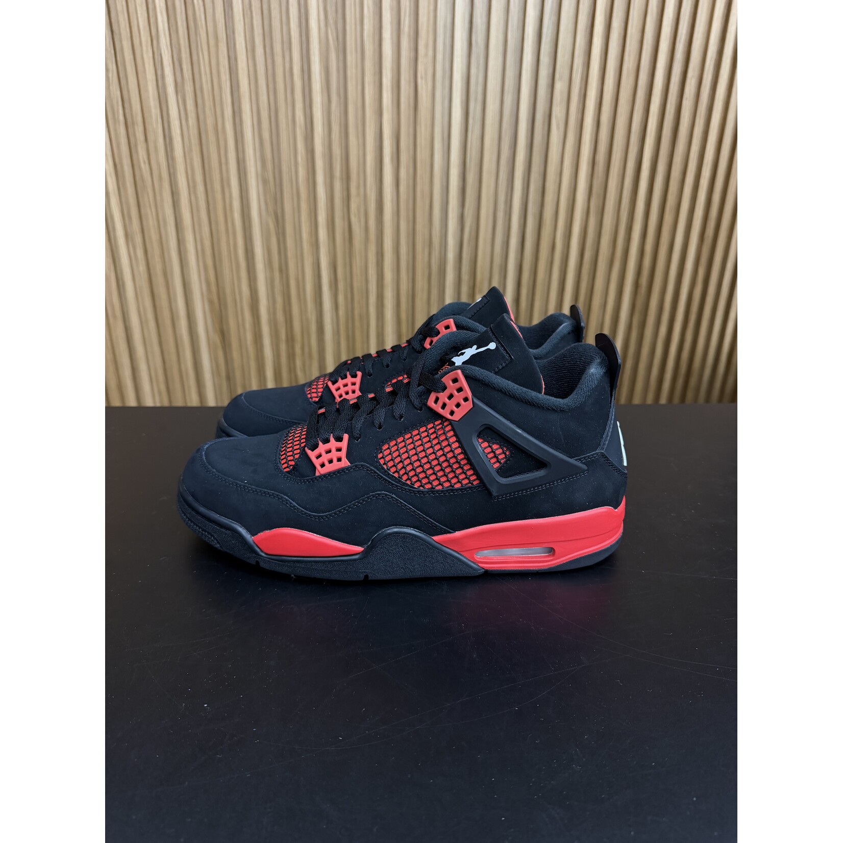Jordan Jordan 4 Retro Red Thunder Size 12, PREOWNED NO BOX