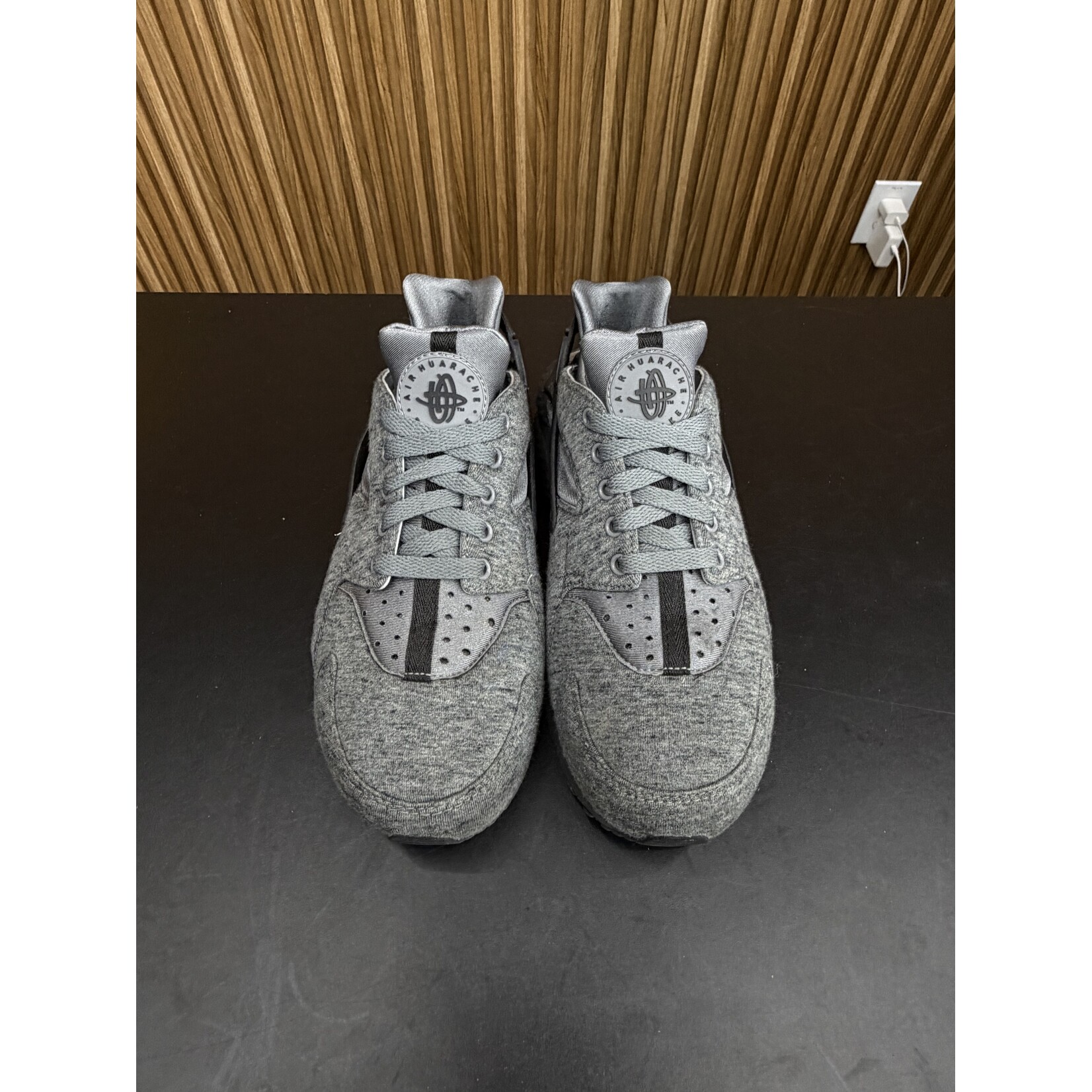 Nike Nike Air Huarache Tech Fleece Pack Size 8, PREOWNED NO BOX