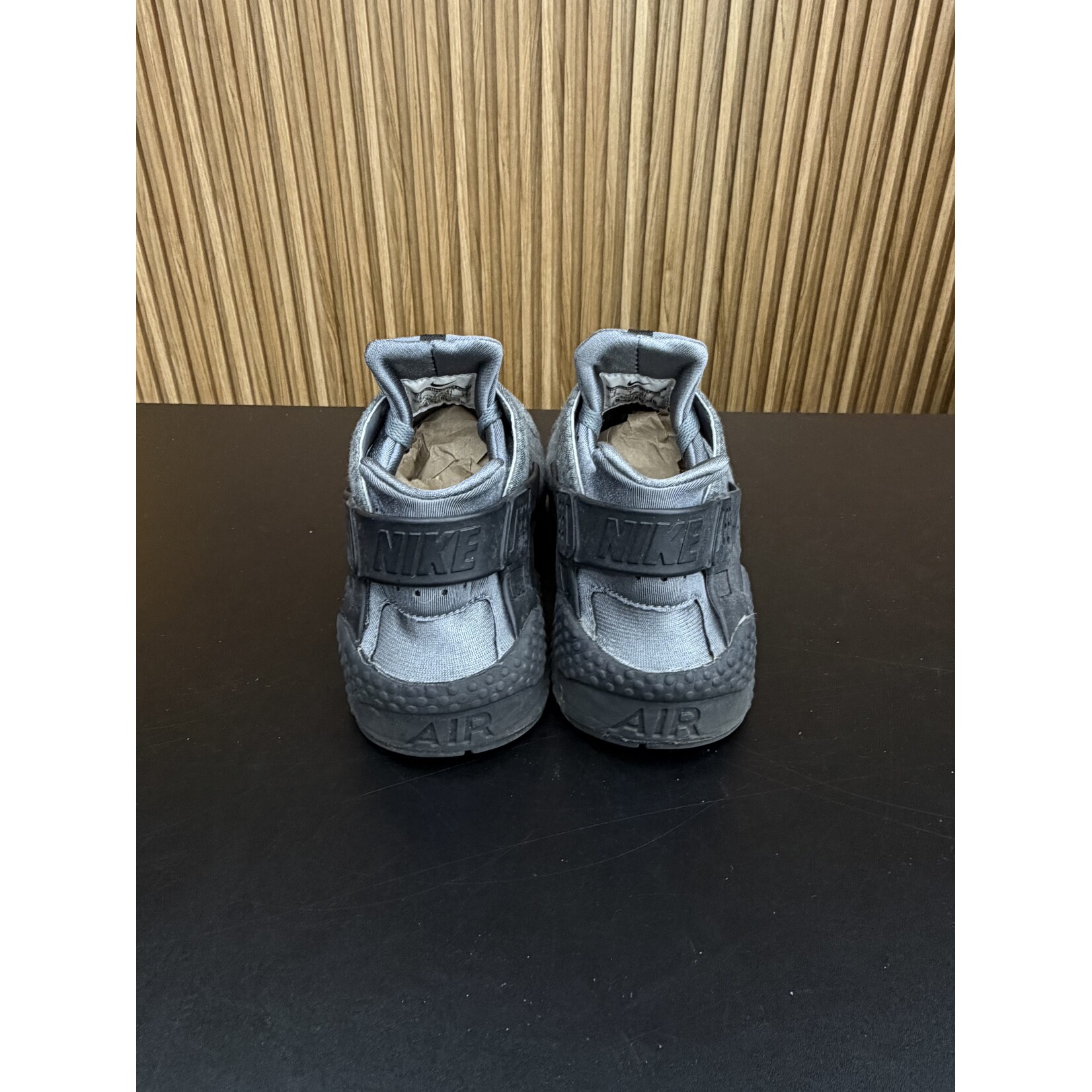 Nike Nike Air Huarache Tech Fleece Pack Size 8, PREOWNED NO BOX