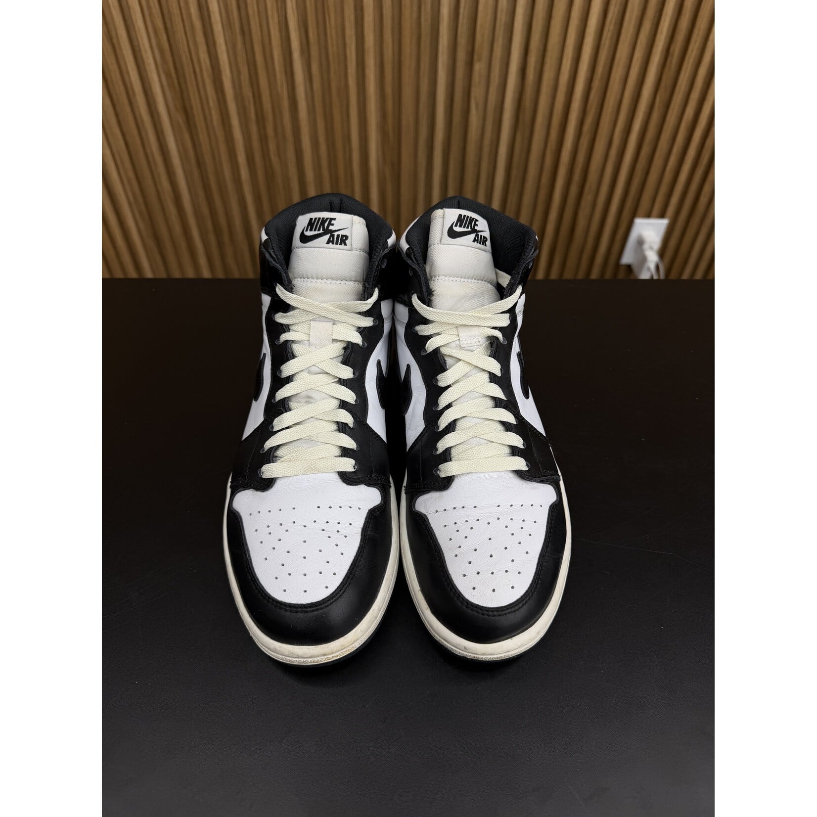 Jordan Jordan 1 Retro Black White (2014) Size 10, PREOWNED NO BOX