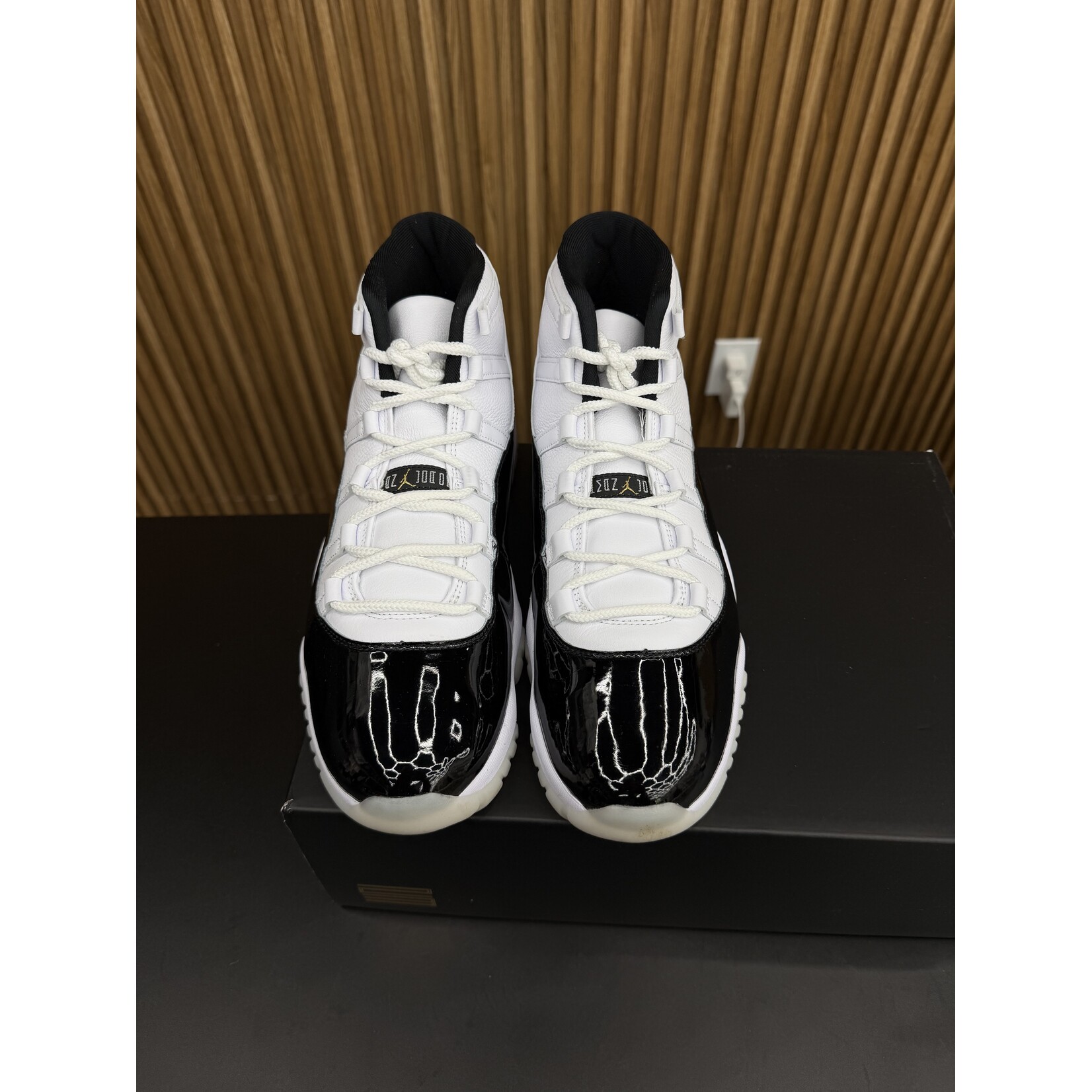 Jordan Jordan 11 Retro DMP Gratitude (2023) Size 12, PREOWNED
