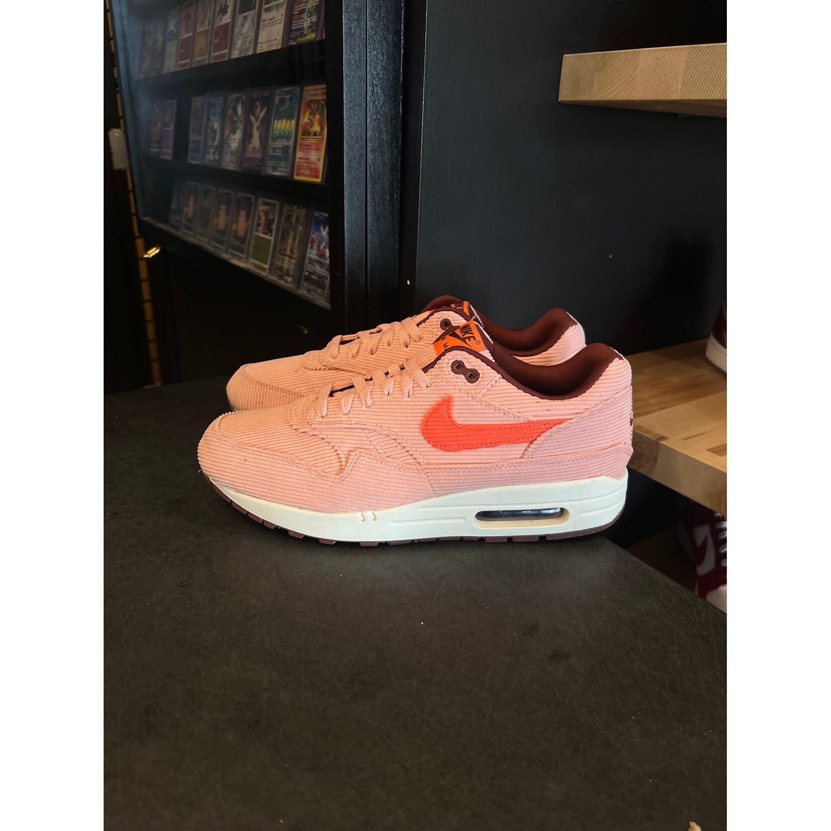 Nike Nike Air Max 1 PRM Corduroy Coral Stardust Size 9.5, PREOWNED NO BOX