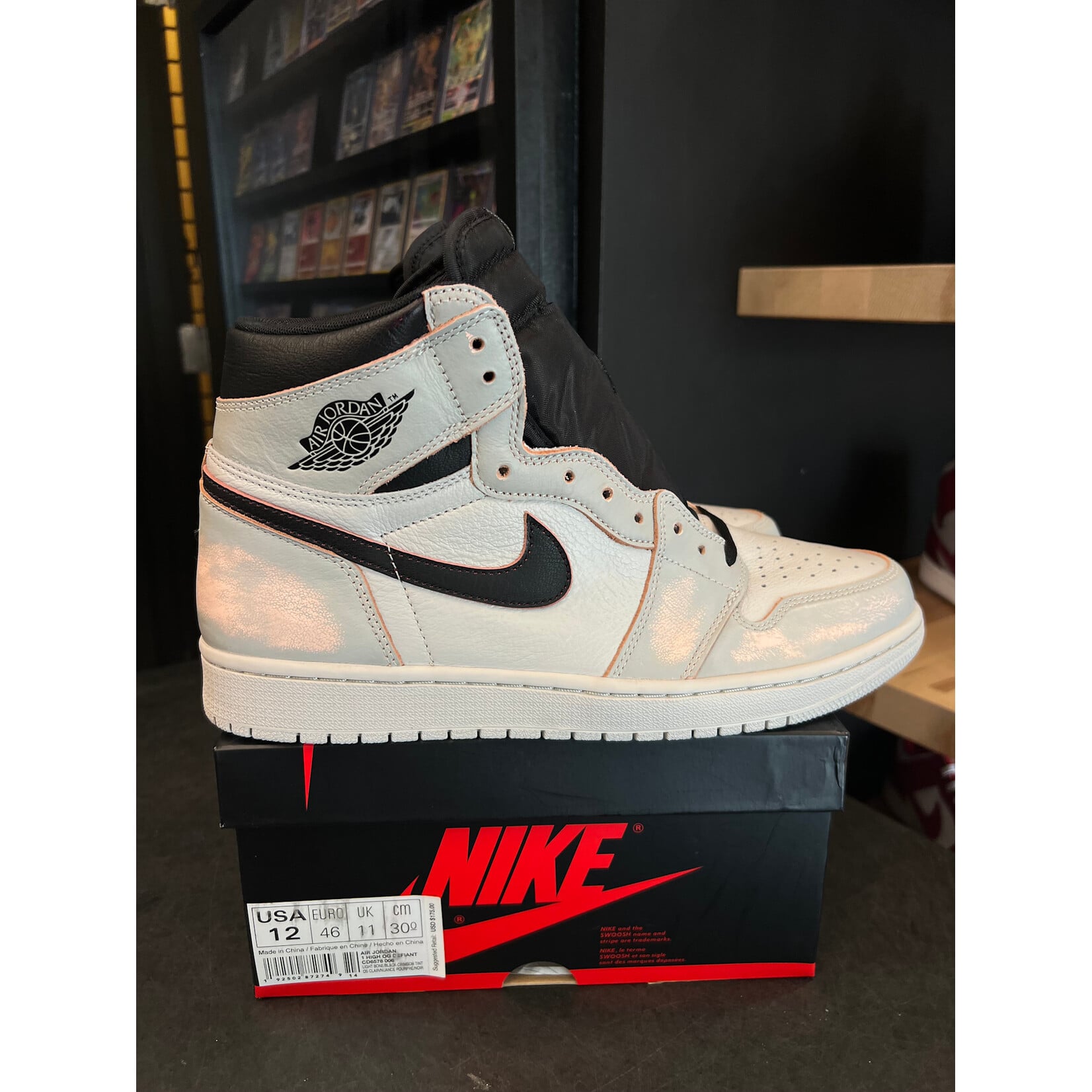 Jordan Jordan 1 Retro High OG Defiant SB NYC to Paris Size 12, PREOWNED