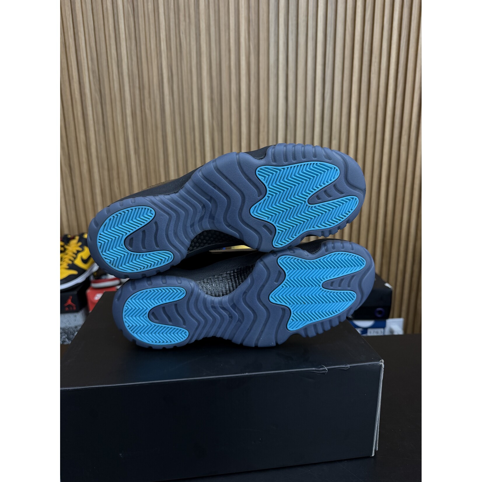 Jordan Jordan 11 Retro Gamma Blue (2025) Size 11.5, PREOWNED