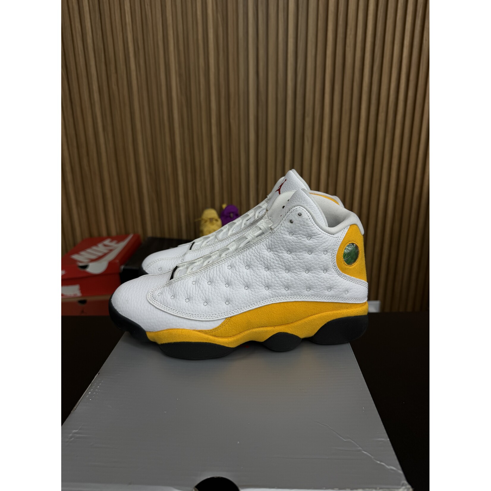 Jordan Jordan 13 Retro Del Sol Size 10, PREOWNED