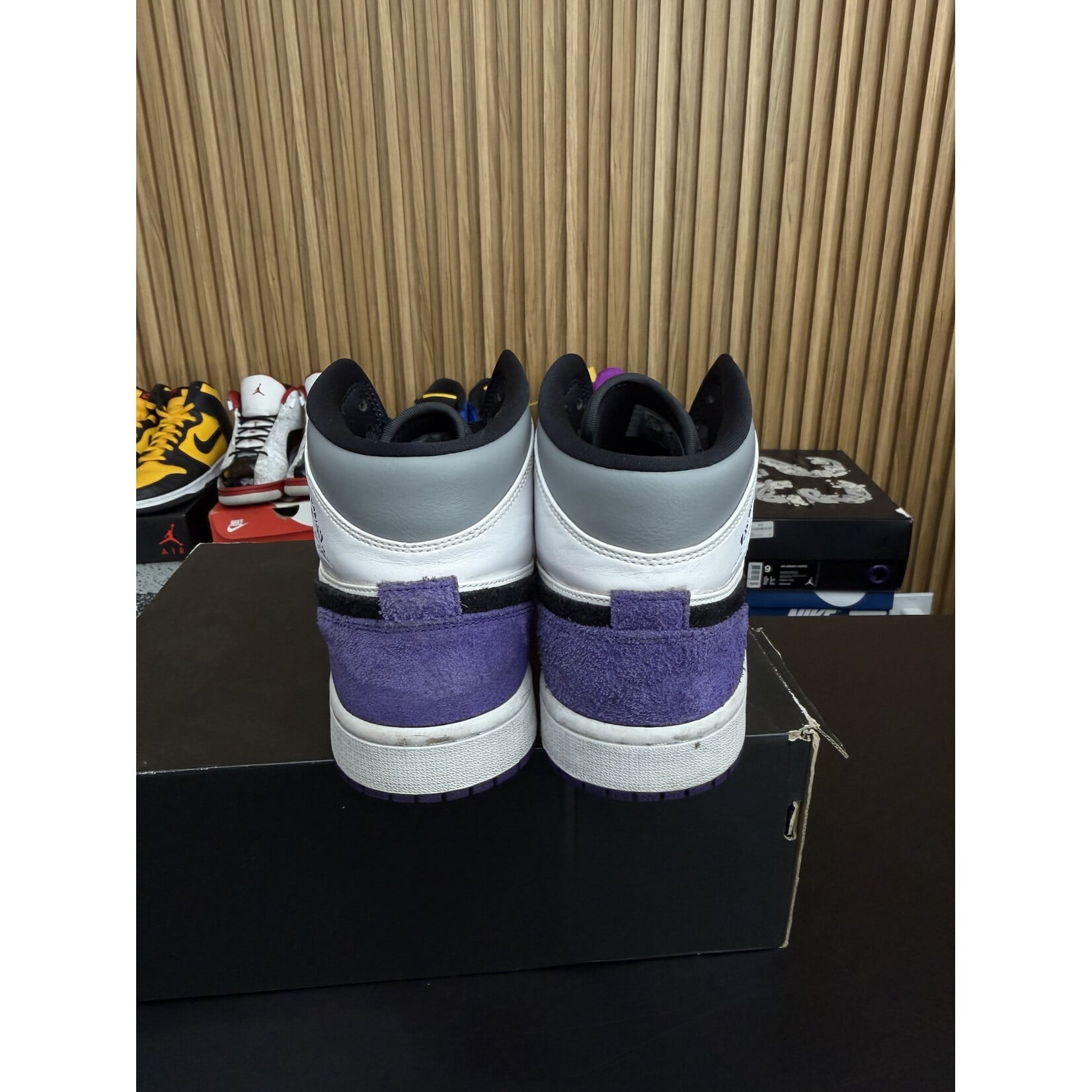 Jordan Jordan 1 Mid SE Purple Size 9, PREOWNED
