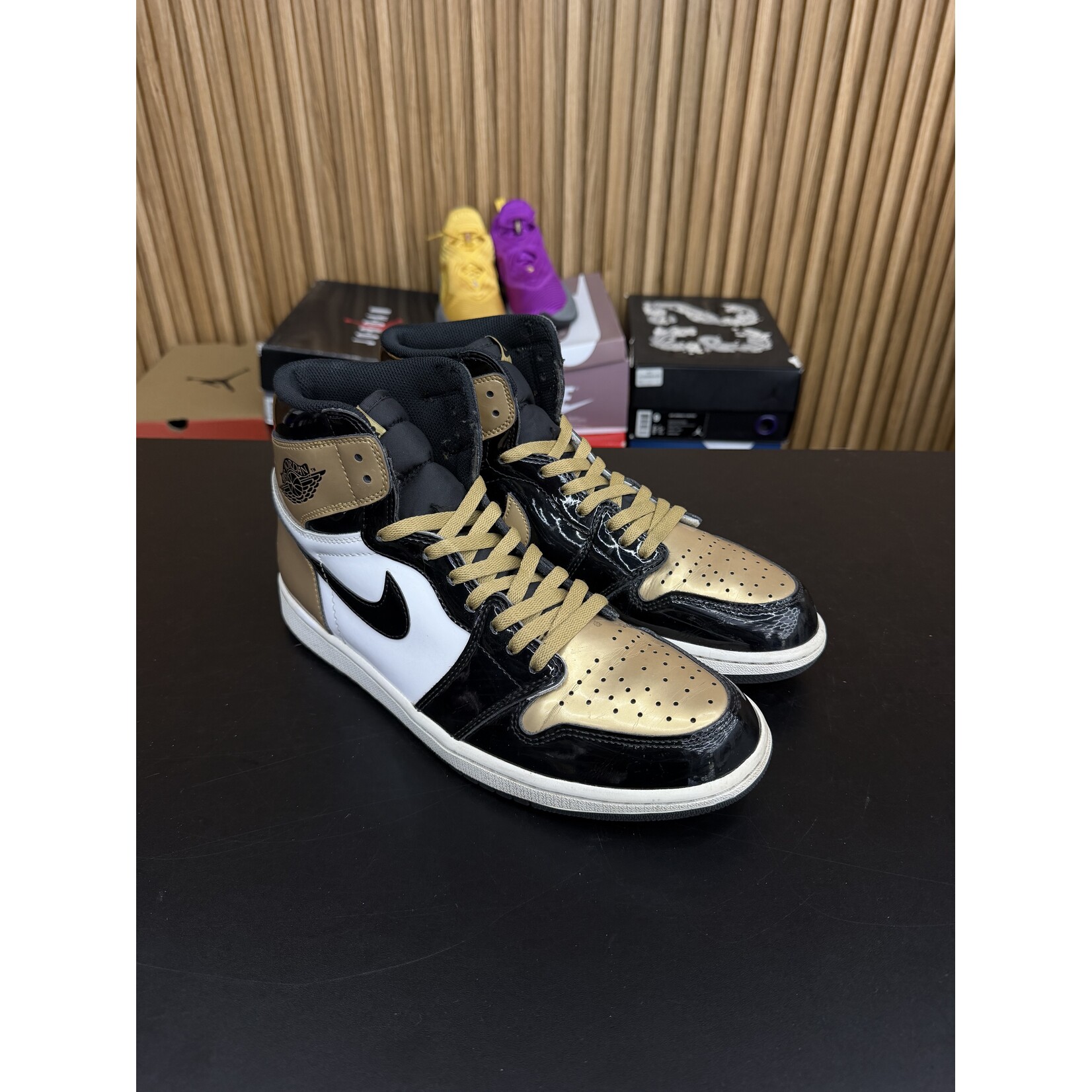 Jordan Jordan 1 Retro High NRG Patent Gold Toe Size 10.5, PREOWNED