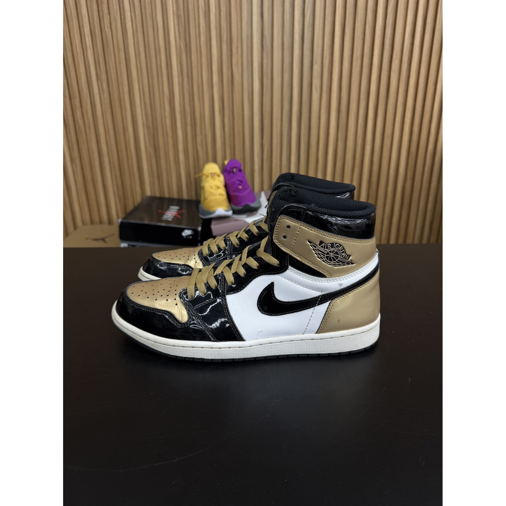 Jordan Jordan 1 Retro High NRG Patent Gold Toe Size 10.5, PREOWNED