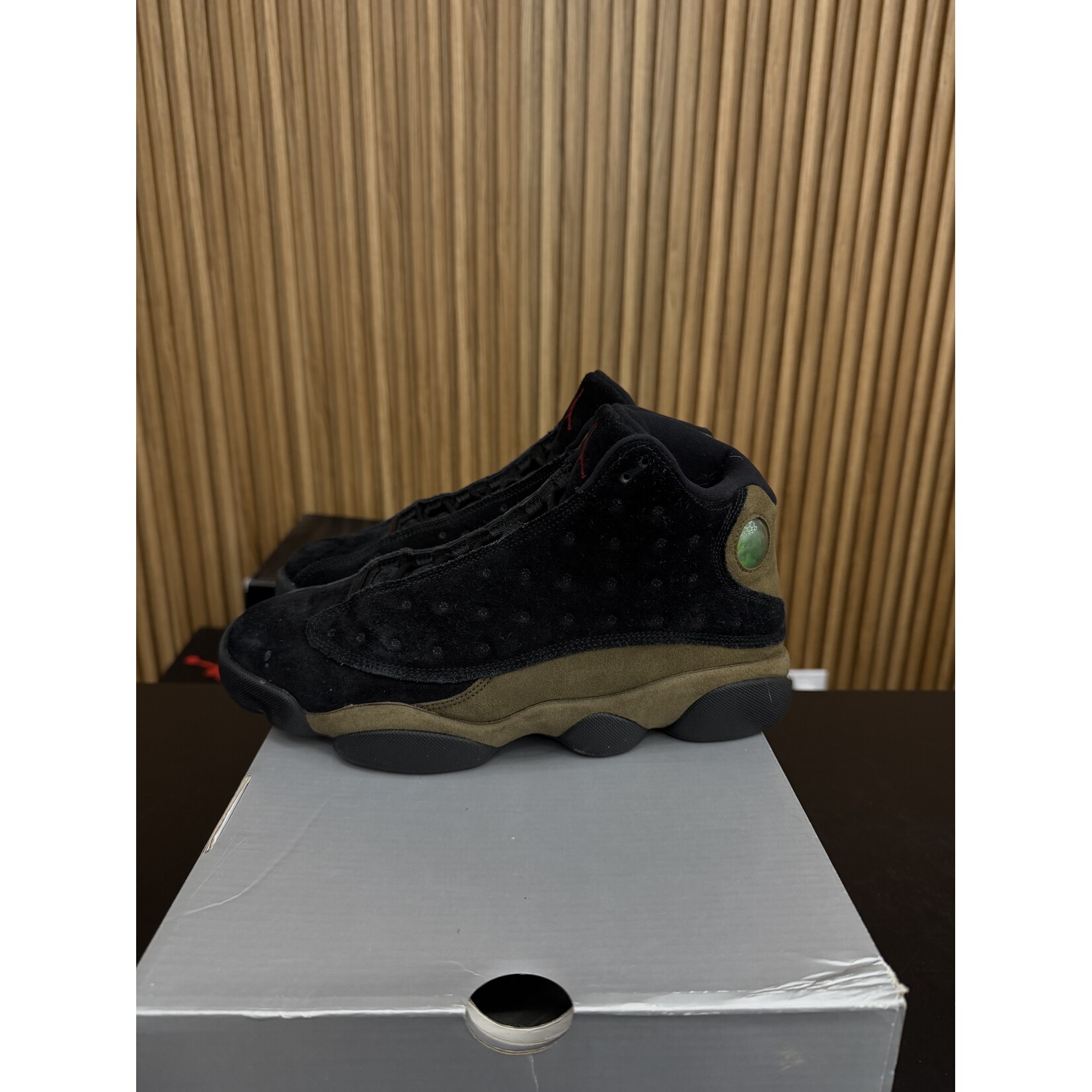 Jordan Jordan 13 Retro Olive Size 9, PREOWNED