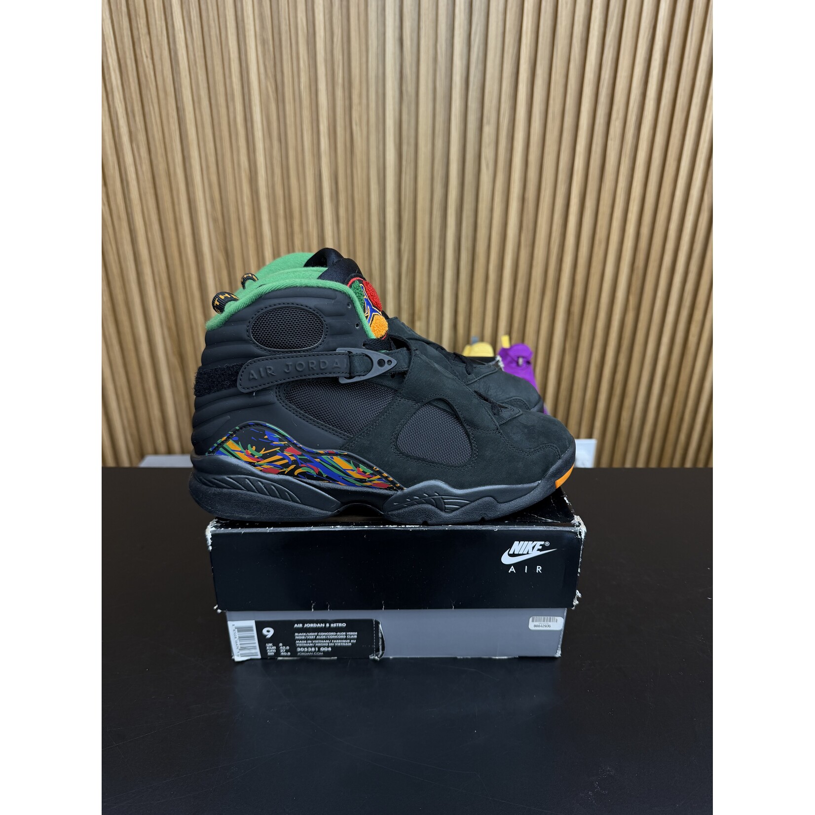 Jordan Jordan 8 Retro Tinker Air Raid Size 9, PREOWNED