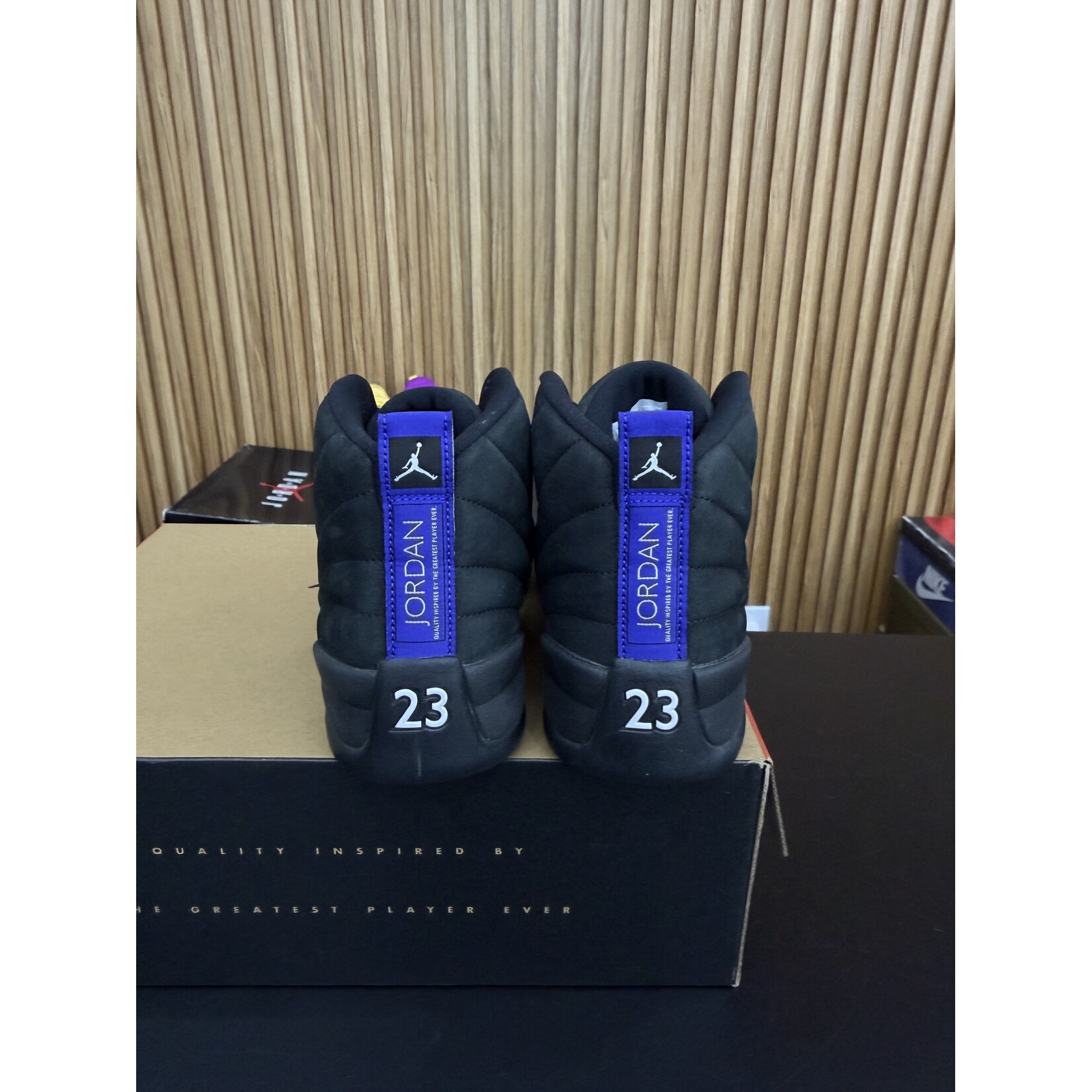 Jordan Jordan 12 Retro Black Dark Concord Size 9, PREOWNED