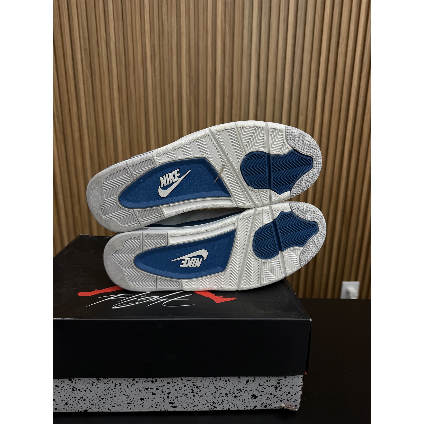 Jordan Jordan 4 Retro Military Blue (2024) Size 11.5, PREOWNED