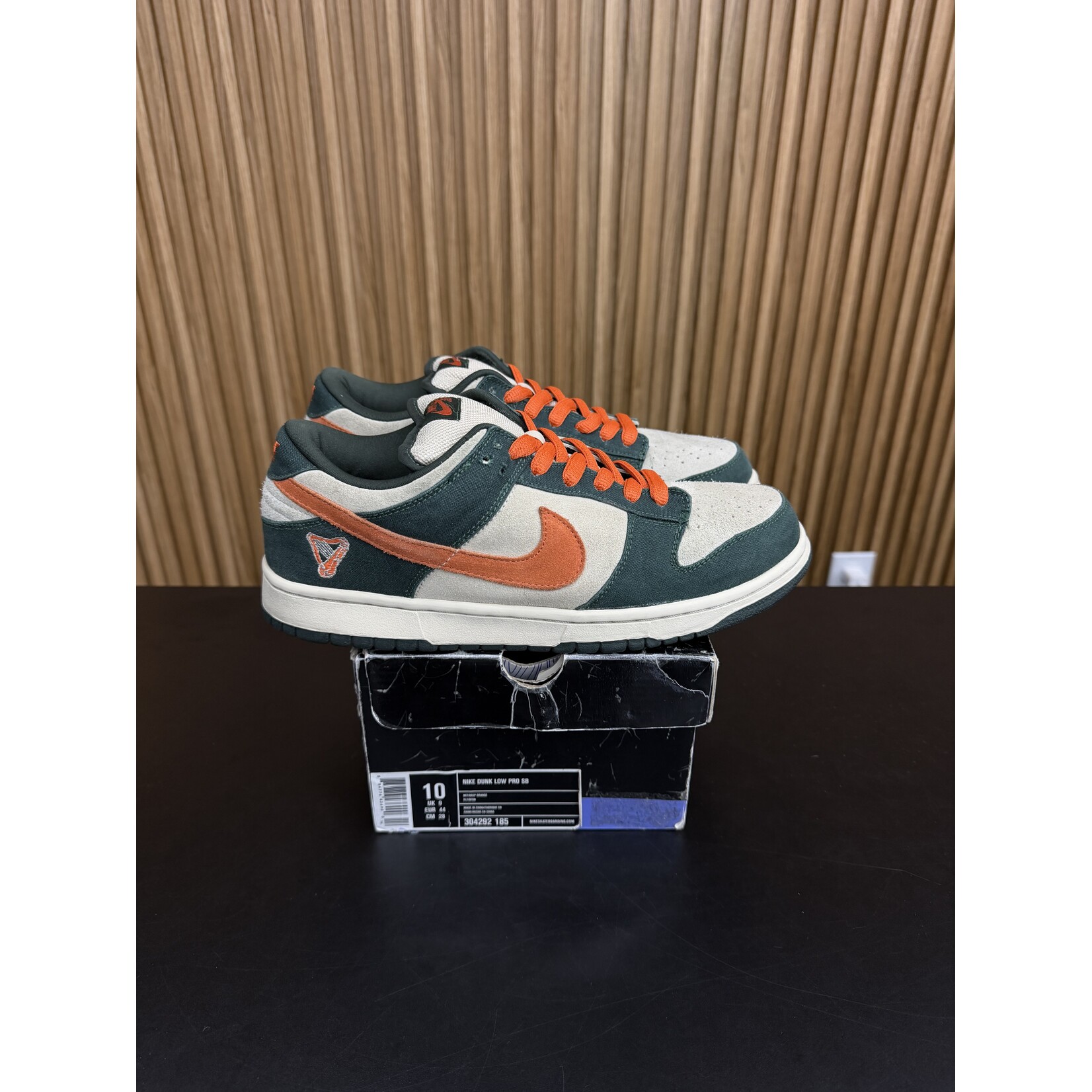 Nike Nike SB Dunk Low Eire Size 10, PREOWNED
