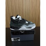 Jordan Jordan 4 Retro Fear (2024) Size 9, PREOWNED TRIED ON