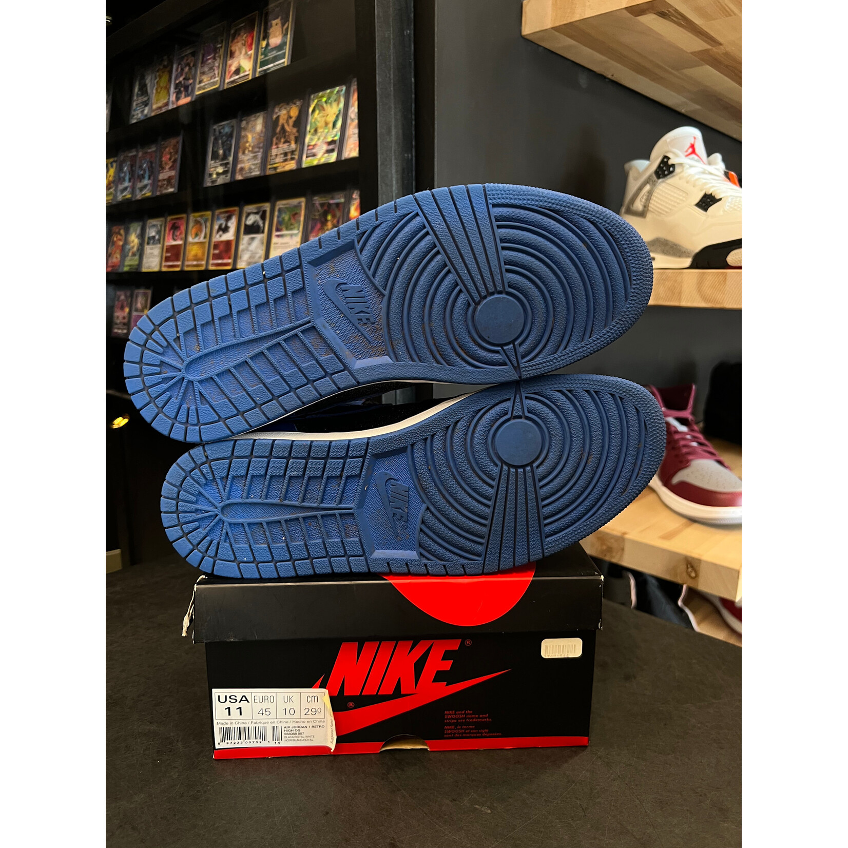 Jordan Jordan 1 Retro Royal (2017) Size 11, PREOWNED