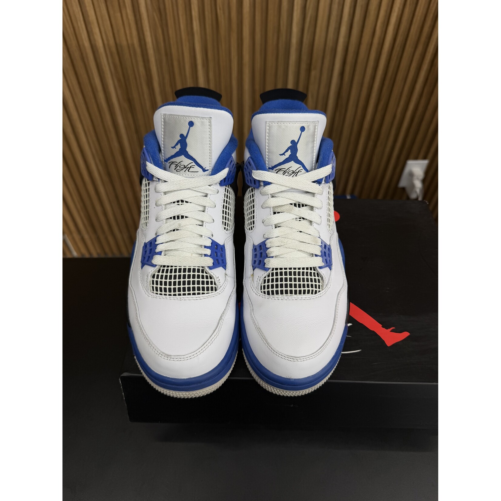 Jordan Jordan 4 Retro Motorsports (2017) Size 9, PREOWNED