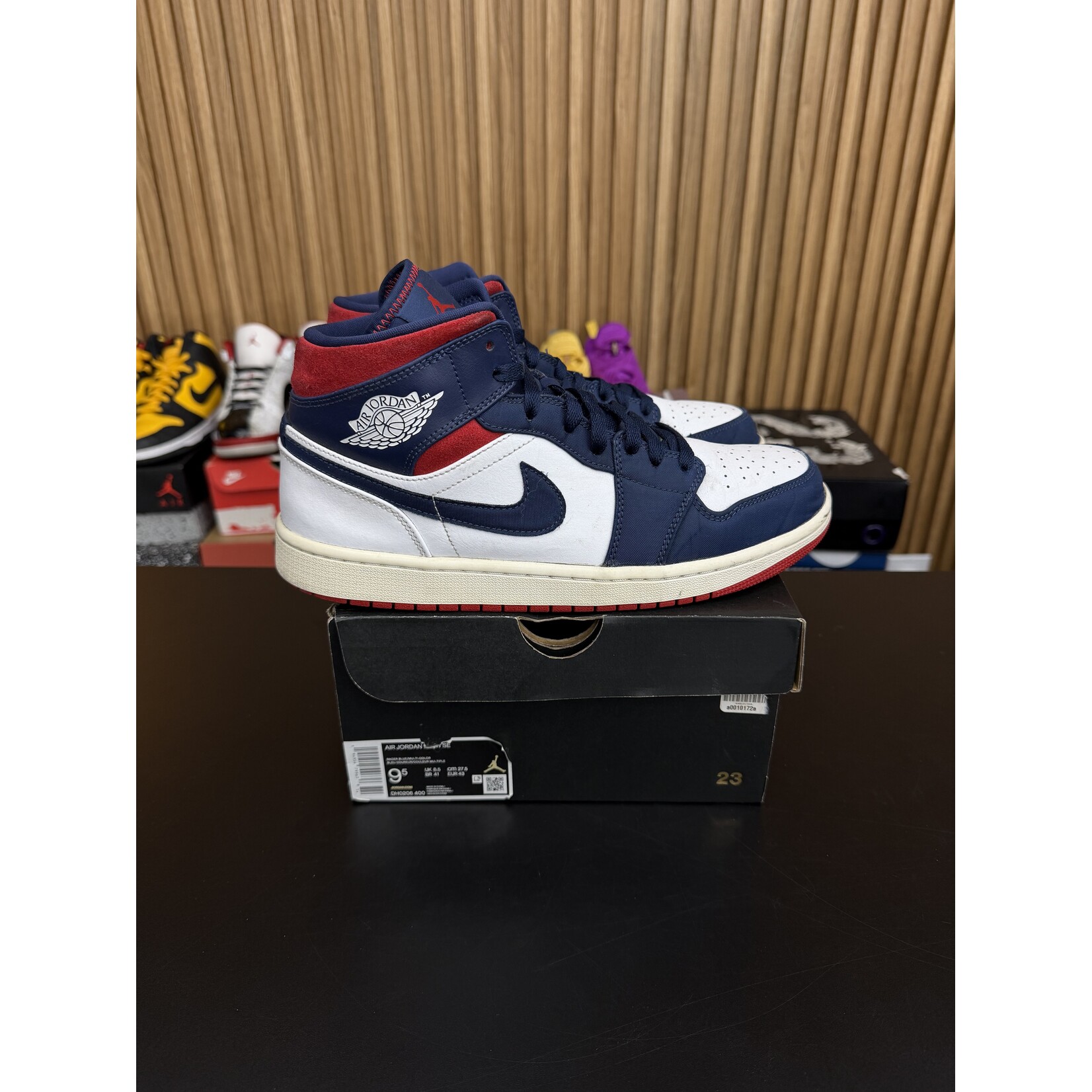 Jordan Jordan 1 Mid SE USA Size 9.5, PREOWNED