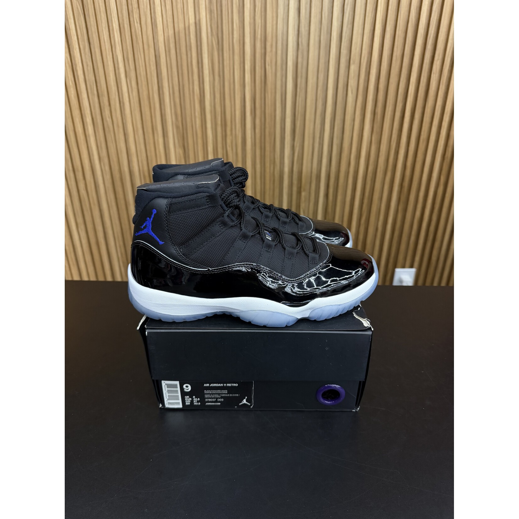 Jordan Jordan 11 Retro Space Jam (2016) Size 9, PREOWNED