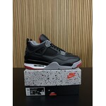 Jordan Jordan 4 Retro Bred Reimagined Size 10, PREOWNED