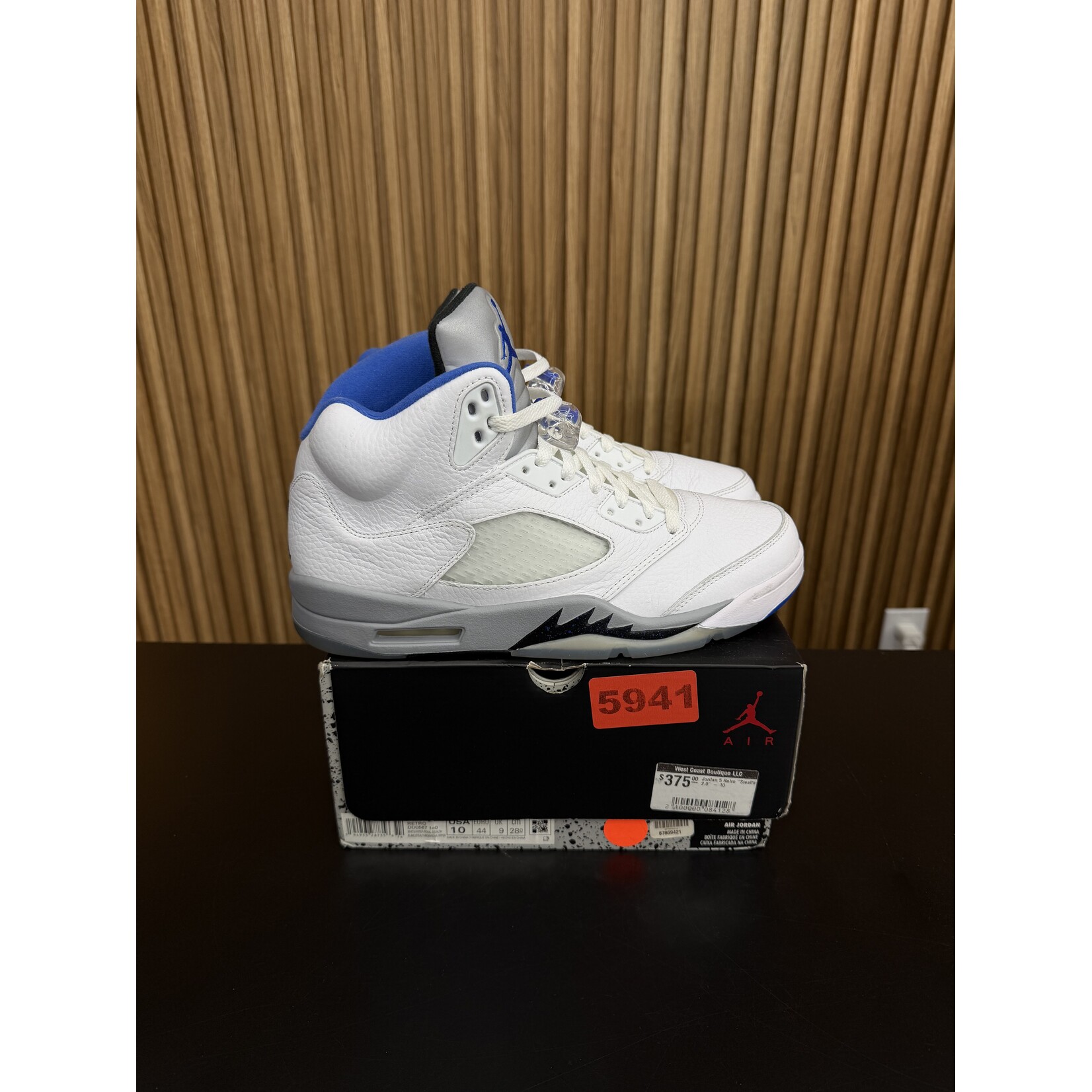 Jordan Jordan 5 Retro White Stealth (2021) Size 10, PREOWNED